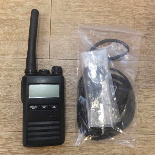 [送料無料] 現状品★バーテックススタンダード STANDARD 特定小電力トランシーバー FTH-307★