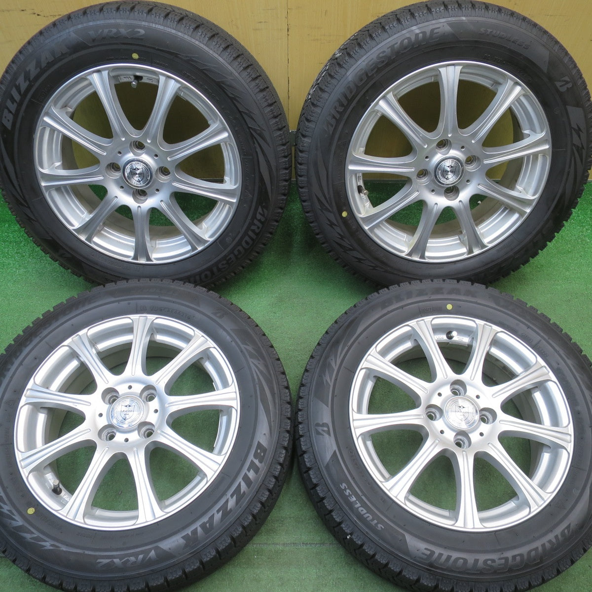 バリ溝！9分★スタッドレス 175/65R15 ブリヂストン ブリザック VRX2 JOKER ジョーカー 15インチ PCD100/4H★6051813NJス