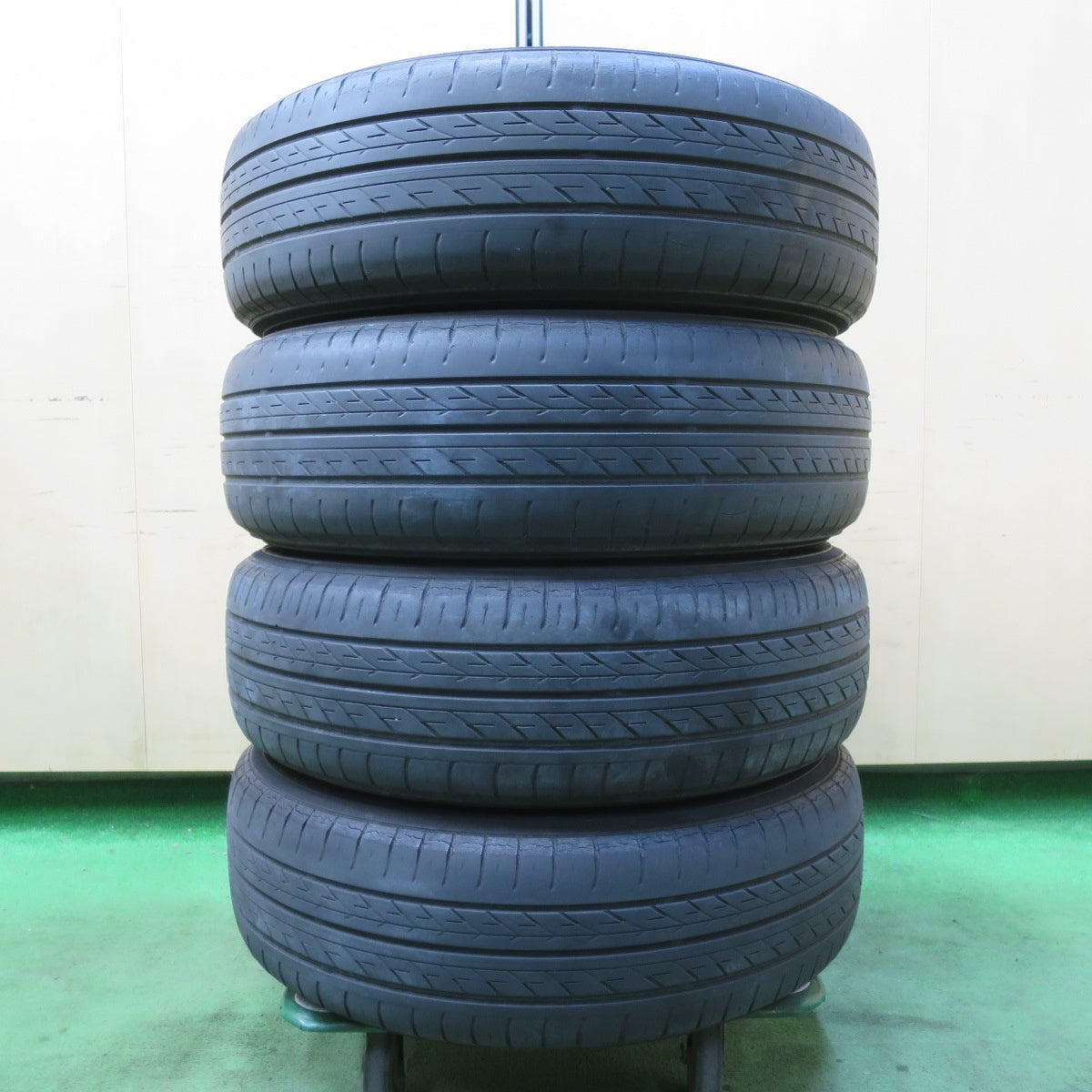 キレイ★ホンダ GB フリード 純正 185/65R15 ヨコハマ ブルーアース E50 E50C 15インチ PCD114.3/5H★5051210イノ