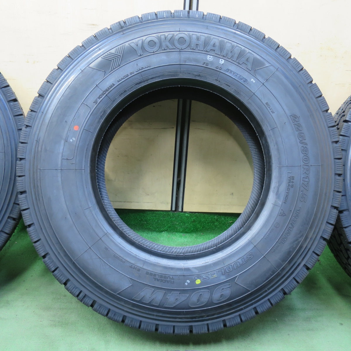 未使用！25年！6本★トラック タイヤ 225/80R17.5 123/122L スタッドレス ヨコハマ 904W 17.5インチ★5112701イスタ