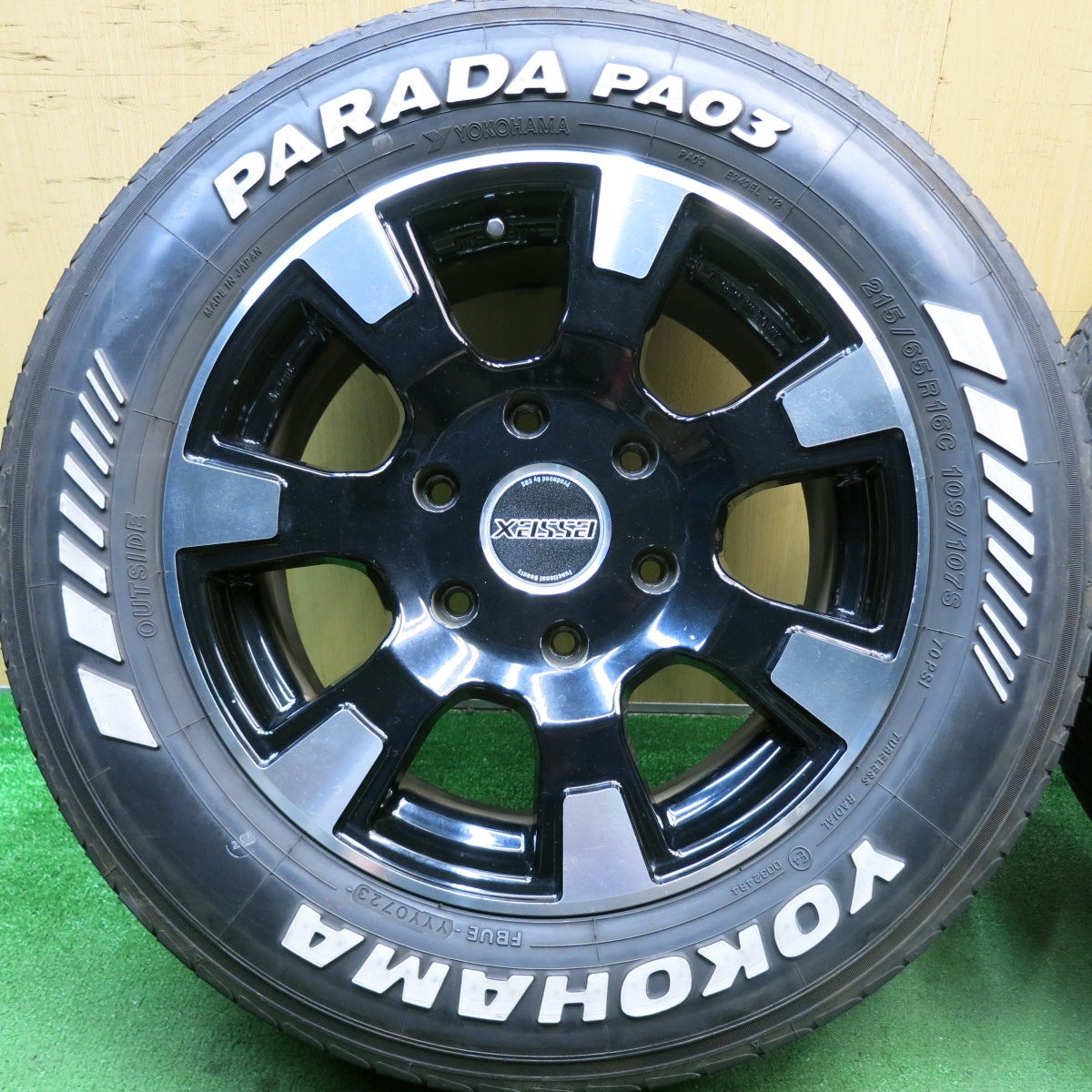 4本価格！22年★essex ES-16 CRS 215/65R16C 109/107S ヨコハマ PARADA PA03 エセックス 16インチ PCD139.7/6H★5071305HAノ
