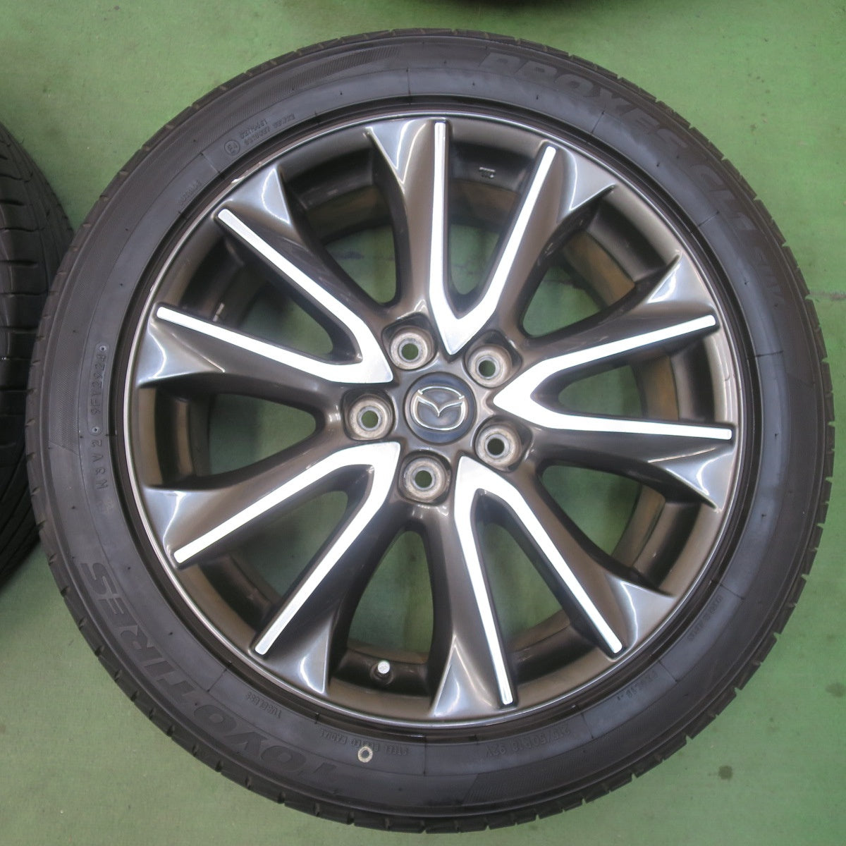 バリ溝！24年！9.5分★マツダ CX-3 純正 215/50R18 トーヨー プロクセス CL1 SUV 18インチ CX3 PCD114.3/5H★6040412イノ