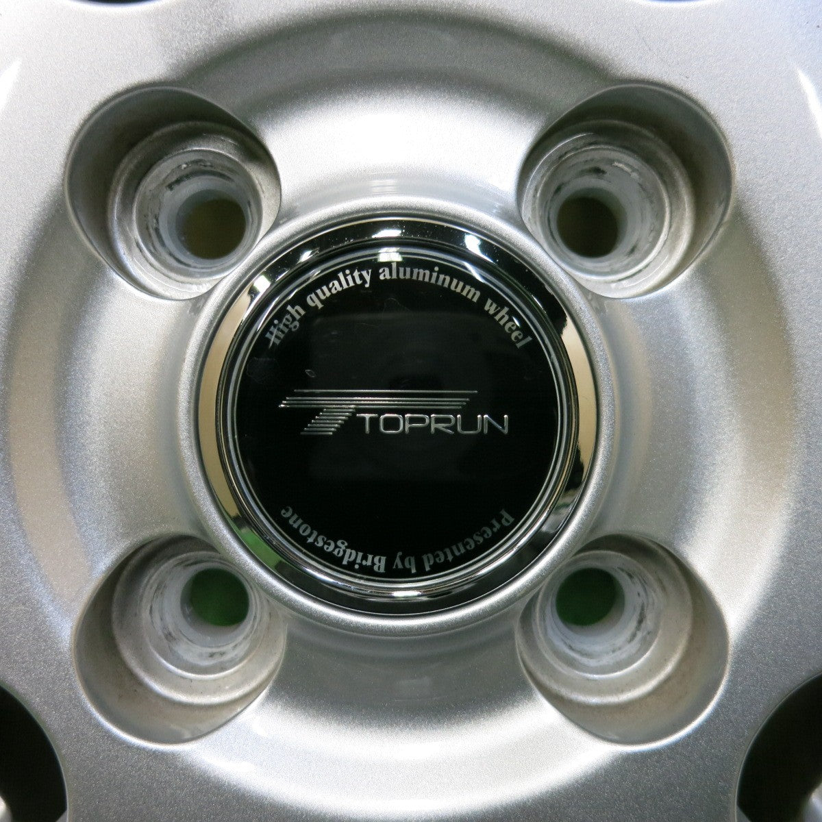 バリ溝！24年！キレイ！9.5分★スタッドレス 145/80R12 80/78N ヨコハマ SY01 TOPRUN トップラン 12インチ PCD100/4H★5072317SYス