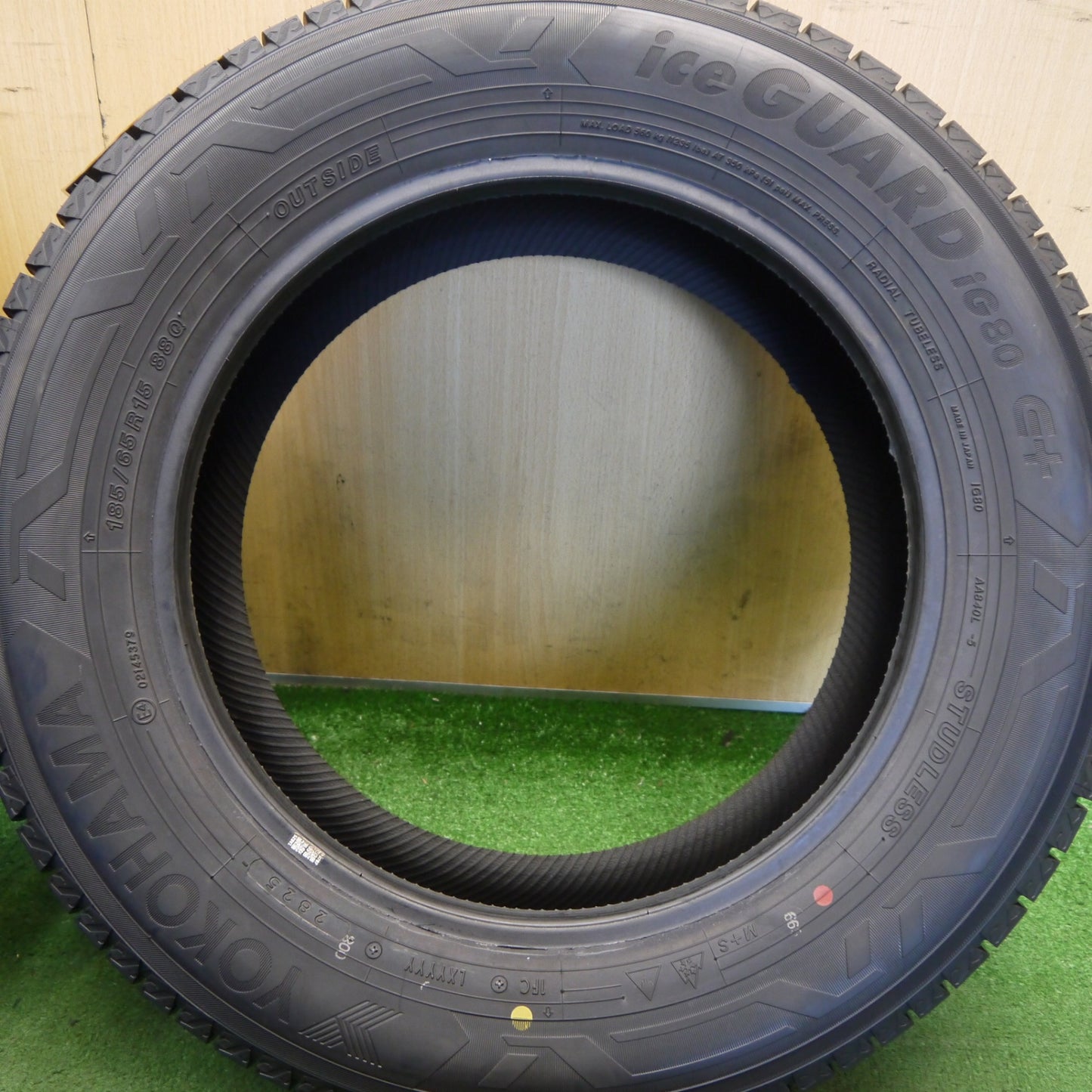 未使用！25年◎スタッドレス 185/65R15 ヨコハマ アイスガード iG80 タイヤ 15インチ シエンタ フリード 等◎6080406Hスタ