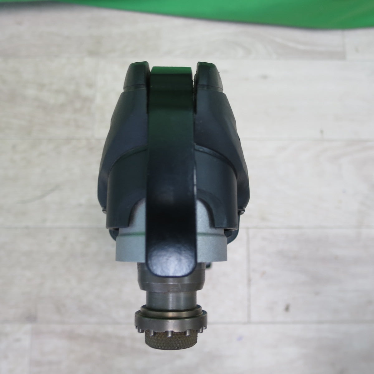 [送料無料] キレイ！付属品付き☆マキタ 14.4V 充電式 マルチ ツール TM41D バッテリー 充電器 アタッチメント 付き 切断 剥離 研削 電動 工具☆