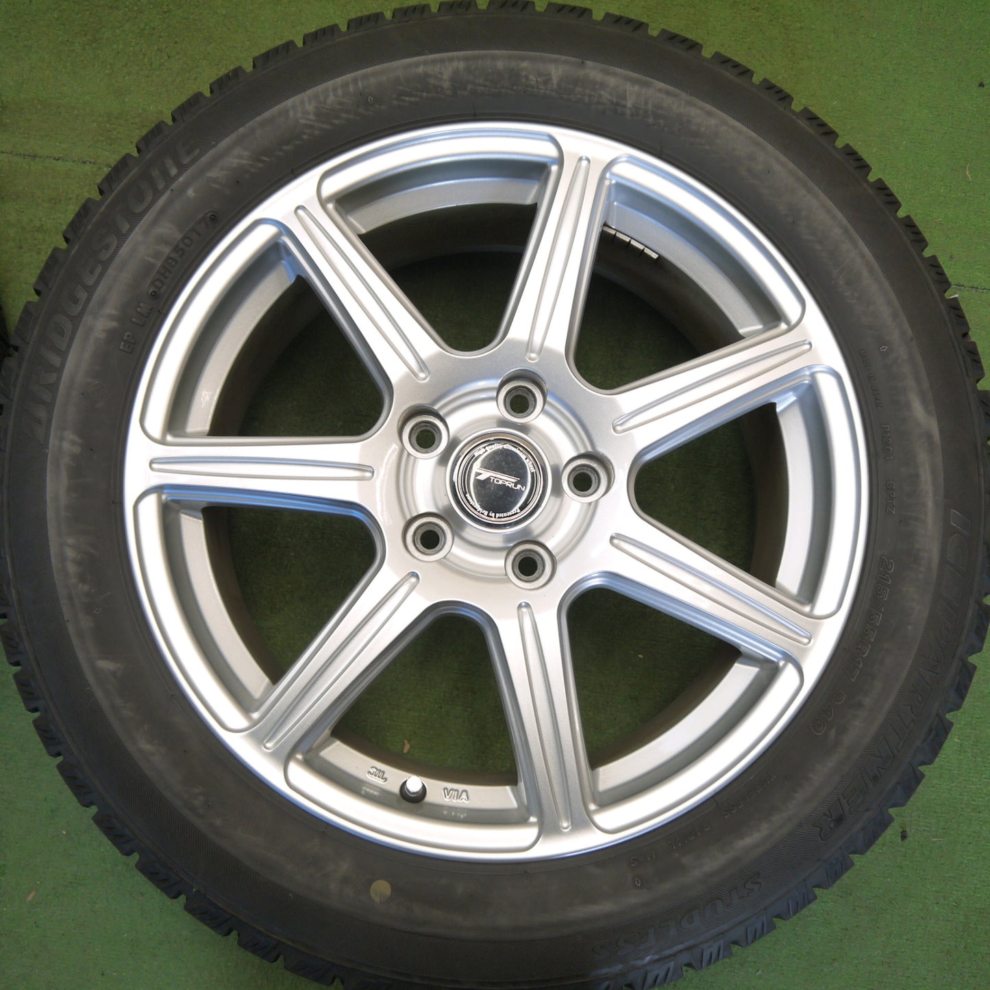 バリ溝！キレイ！9分★スタッドレス 215/55R17 ブリヂストン アイスパートナー TOPRUN トップラン 17インチ PCD114.3/5H★6051304Hス