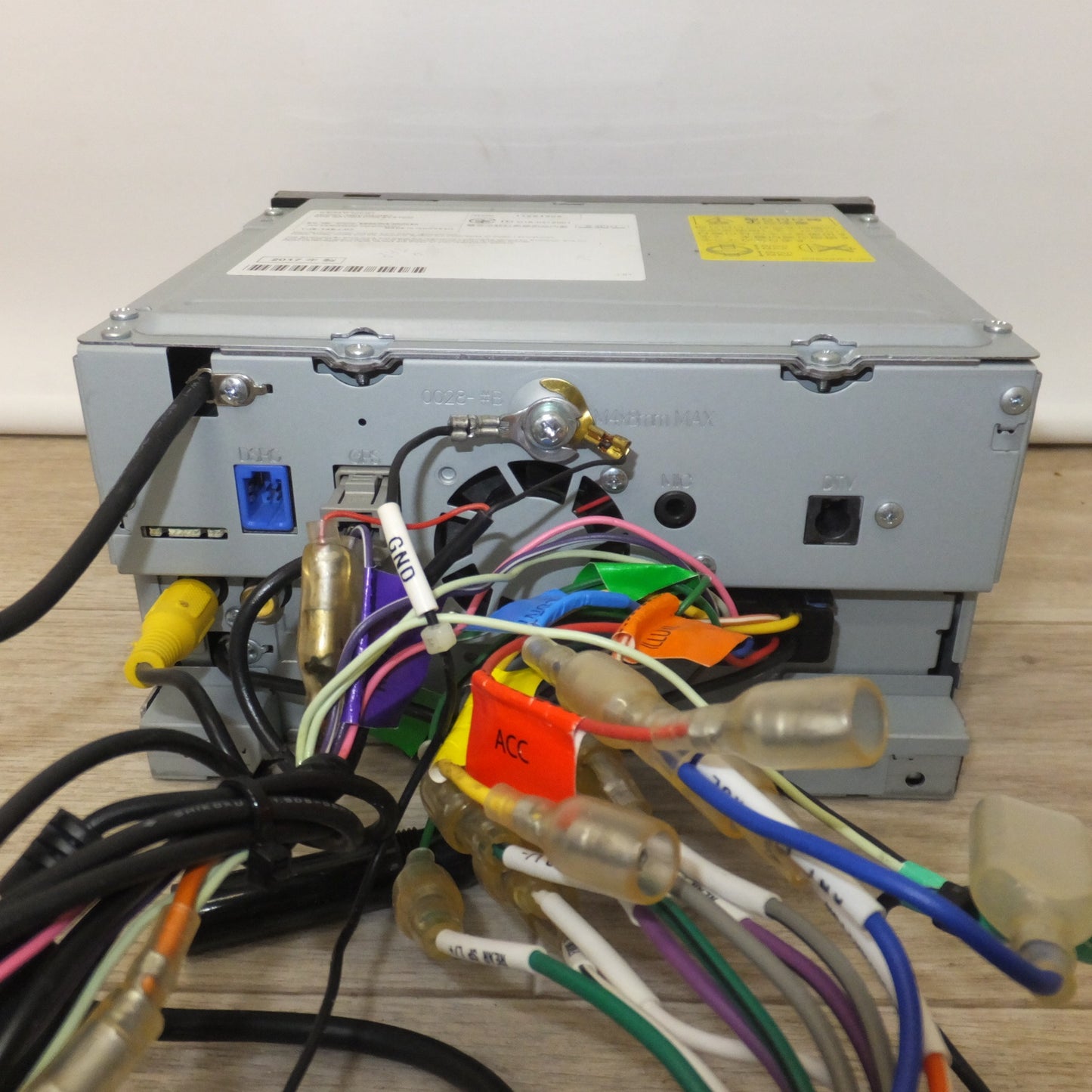 [送料無料] ★ケンウッド KENWOOD メモリーナビゲーション MDV-D404BT[18]★