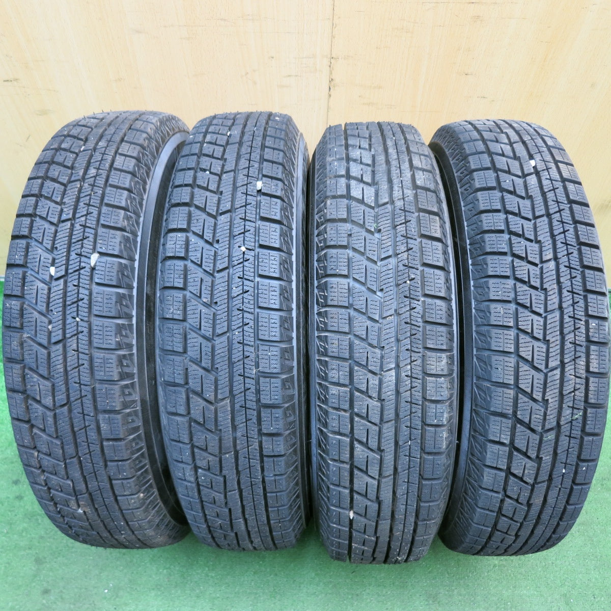 タイヤほぼ未使用！23年★スタッドレス 145/80R13 ヨコハマ アイスガード iG60 LAYCEA レイシア 13インチ PCD100/4H★5061604AKス