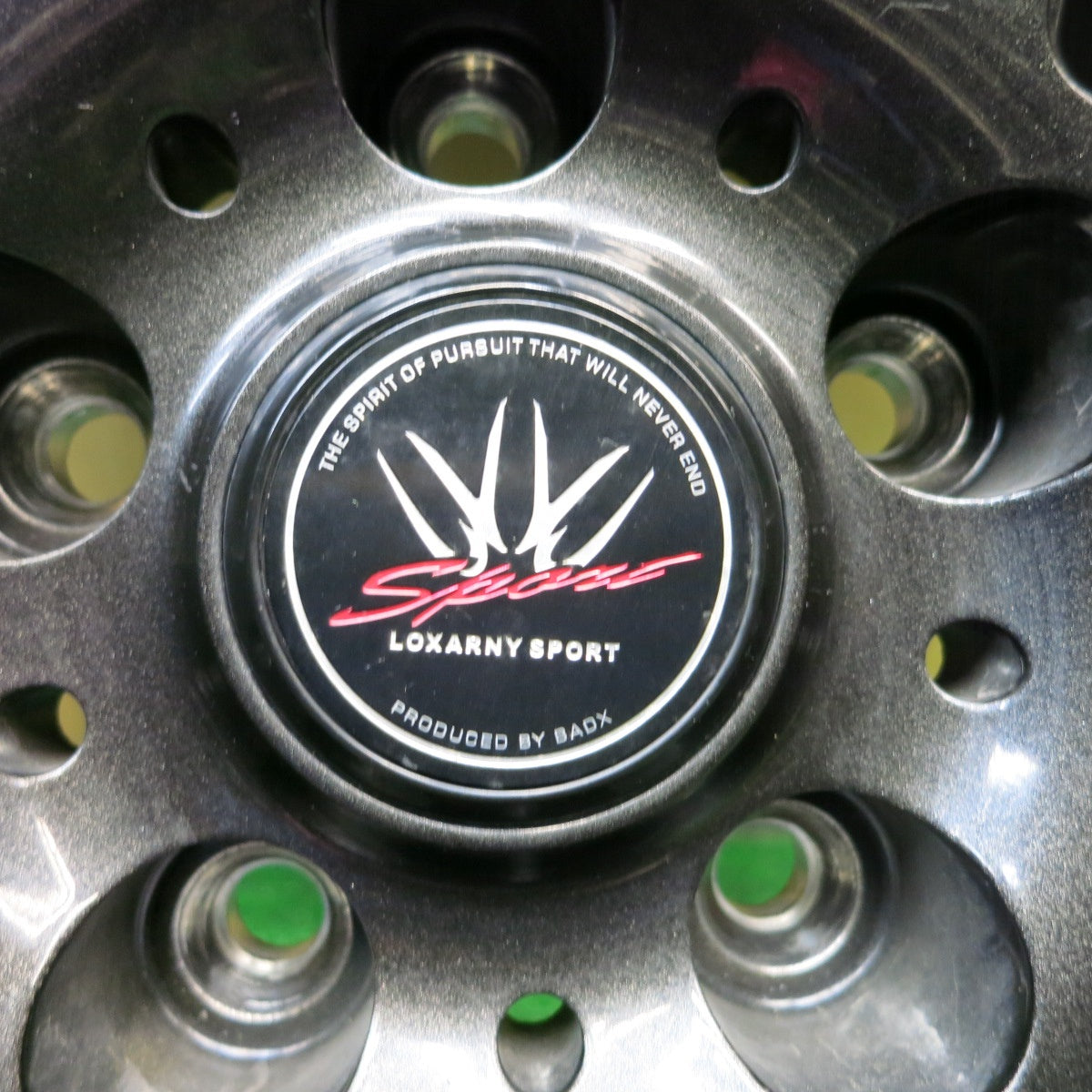 ほぼ未使用！21年！キレイ★LOXARNY SPORT BADX 215/50R17 スタッドレス ヨコハマ アイスガード iG60 ロクサーニ スポーツ 17インチ PCD114.3/5H★5121103HAス