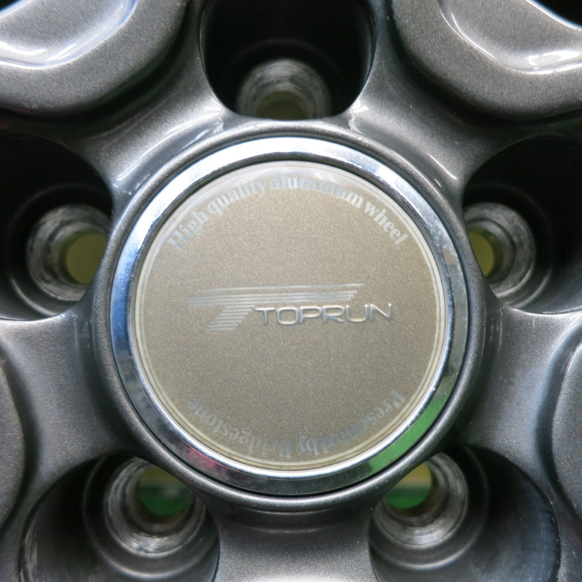 バリ溝！22年！キレイ！9.5分★プリウス 等 195/65R15 スタッドレス ブリヂストン ブリザック VRX3 TOPRUN トップラン 15インチ PCD100/5H★5050309HAス
