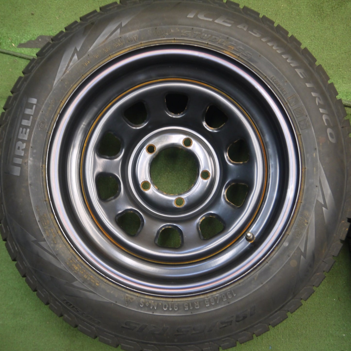 *送料無料* 4本価格★DAYTONA デイトナ 195/65R15 スタッドレス ピレリ アイスアシンメトリコ スチール 15インチ PCD114.3/5H★4072603Hス