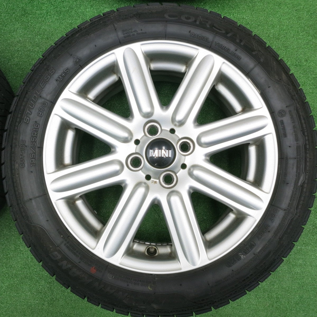 [送料無料] バリ溝！20年！キレイ！ほぼ10分★BMW MINI ミニ クーパー S 純正 195/55R16 スタッドレス ナンカン CORSAFA PCD100/4H★4100504HAス