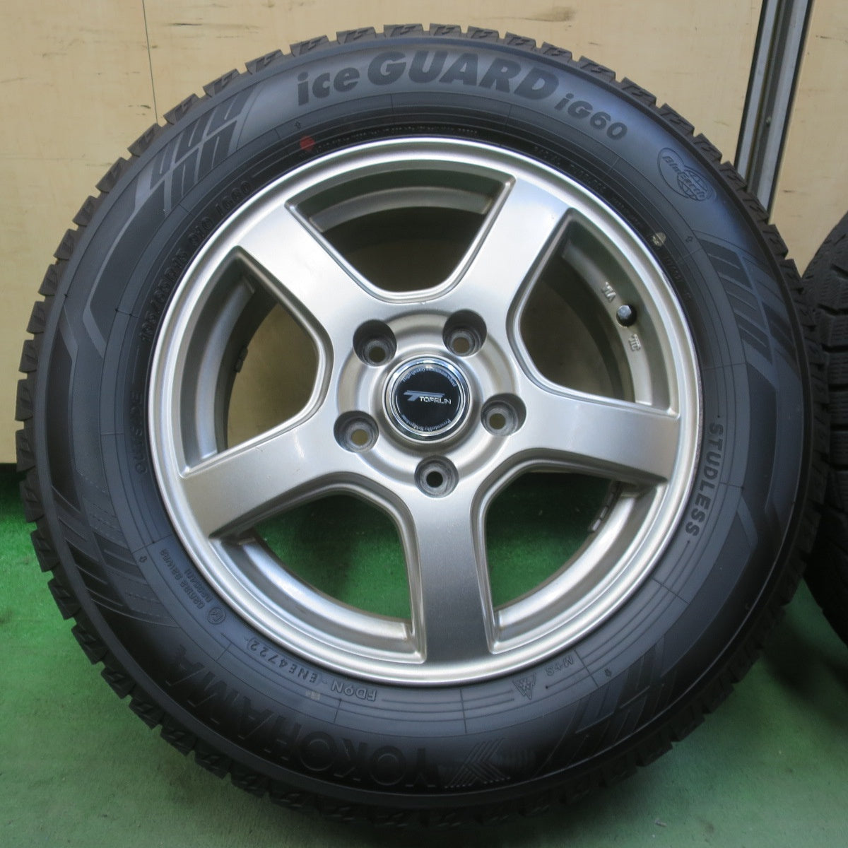 バリ溝！22年！9分◎スタッドレス 195/65R15 ヨコハマ アイスガード iG60 TOPRUN トップラン 15インチ PCD114.3/5H◎6082406イス