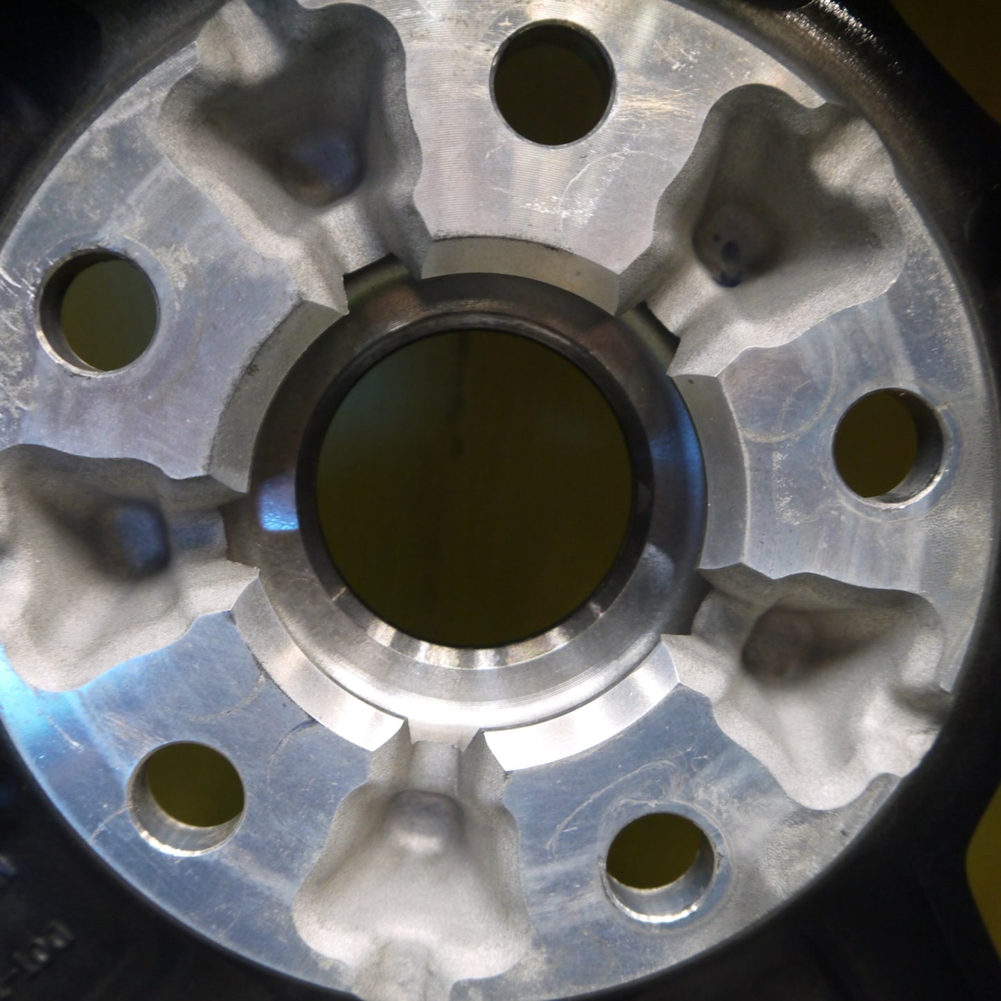 未使用！21年！1本★JEEP ジープ JL ラングラー アンリミテッド サハラ 純正 255/70R18 ブリヂストン デューラー H/T 685 18インチ PCD127/5H★5111405Hノ