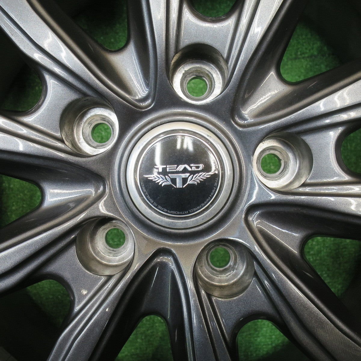 超バリ溝！23年！キレイ！9.5分以上★スタッドレス 215/60R16 ダンロップ ウインターマックス WM02 TEAD テッド 16インチ PCD114.3/5H★5102601NJス