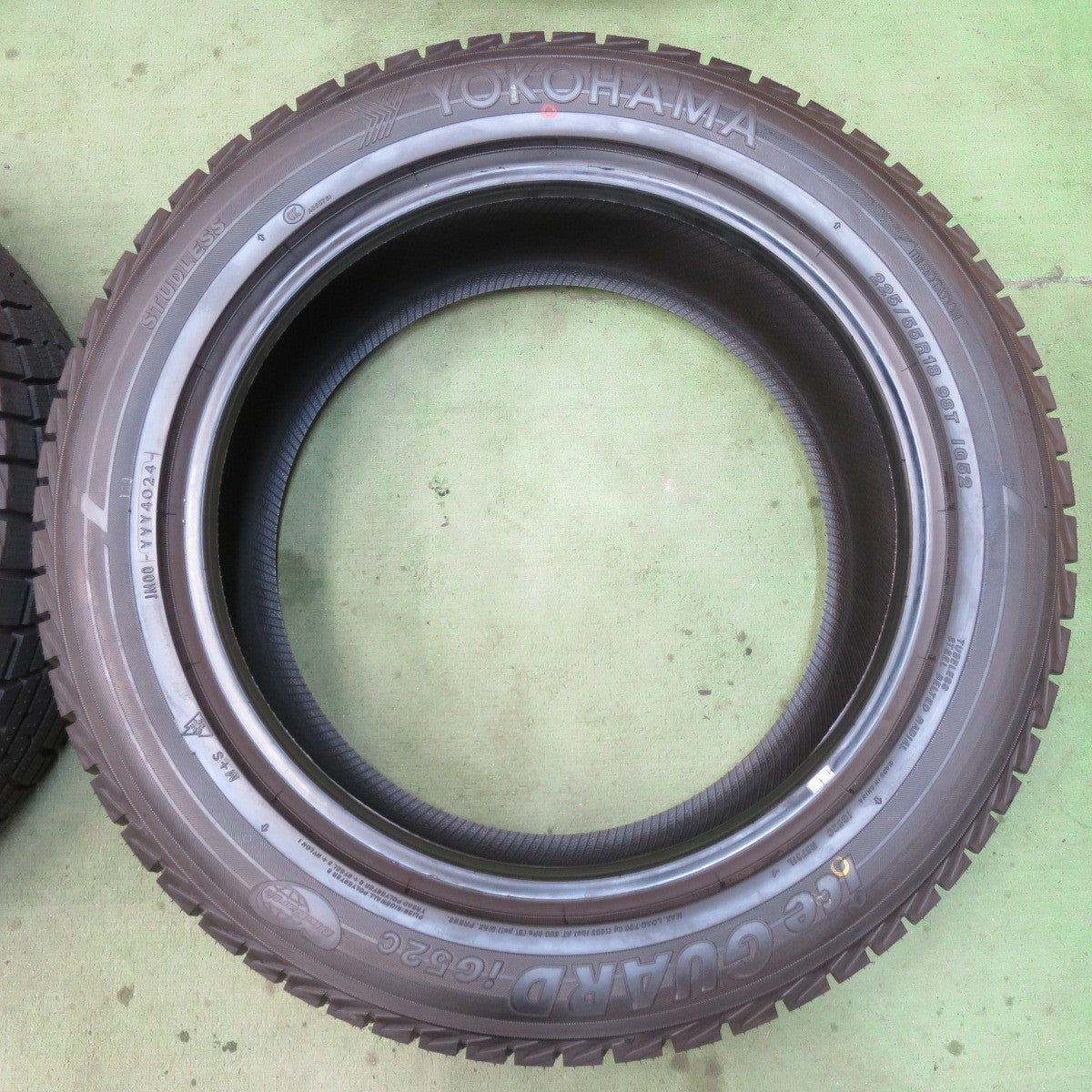 未使用！24年★スタッドレス 225/55R18 ヨコハマ アイスガード iG52C タイヤ 18インチ ZR-V エクストレイル アウトランダー エクリプスクロス デリカ D:5 等★6012706イスタ