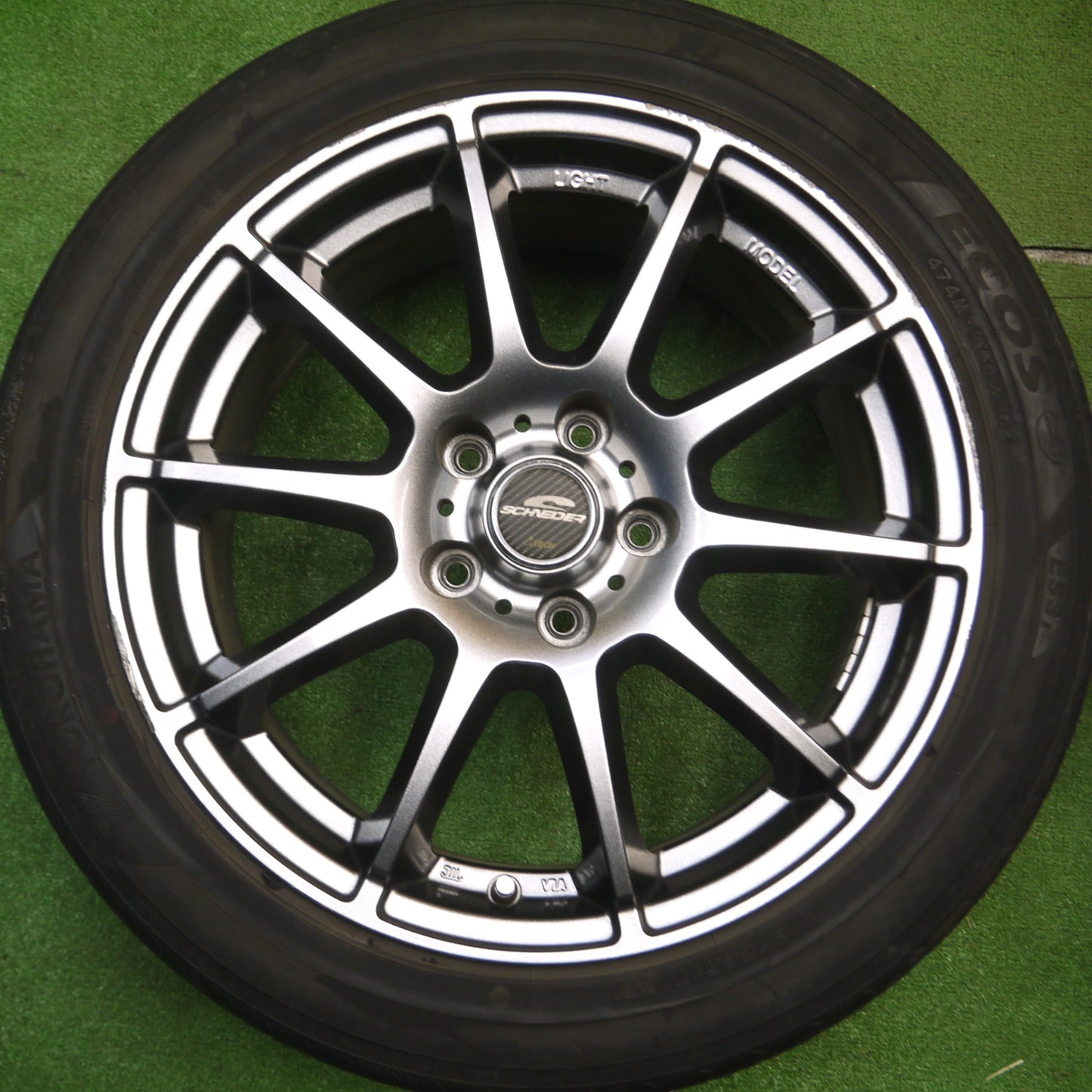 [送料無料] キレイ★215/50R17 ヨコハマ エコス ES31 SCHNEIDER ATECH シュナイダー 17インチ PCD114.3/5H★5011508Hノ