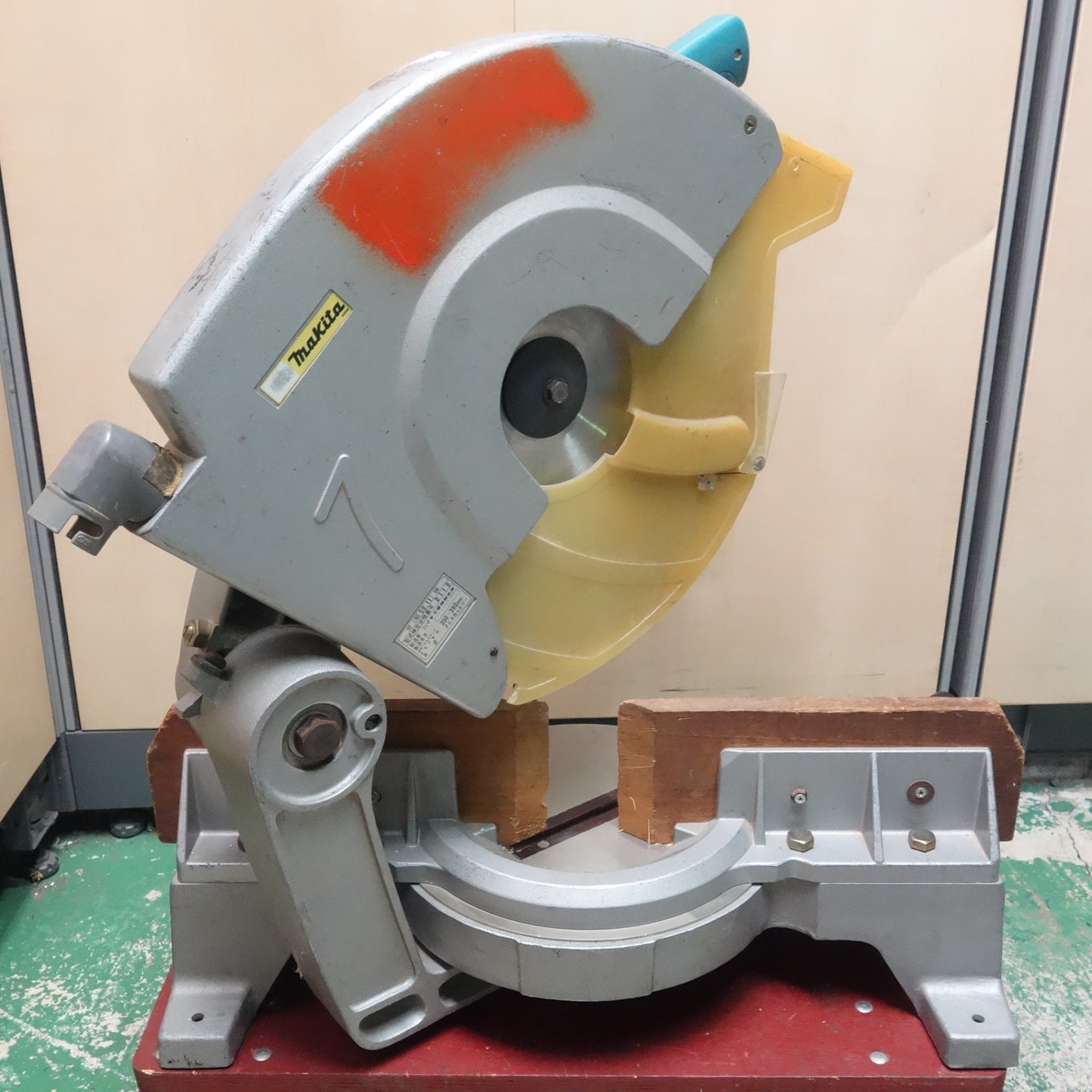 [送料無料] ☆マキタ 15型 卓上 マルノコ 380mm 100V LS1500 丸のこ 丸ノコ 丸鋸 電動 工具☆