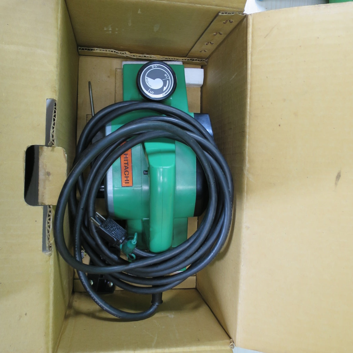 [送料無料] ☆日立工機 120mm 電動 電気 かんな 100V P35 鉋 カンナ 電動 工具☆