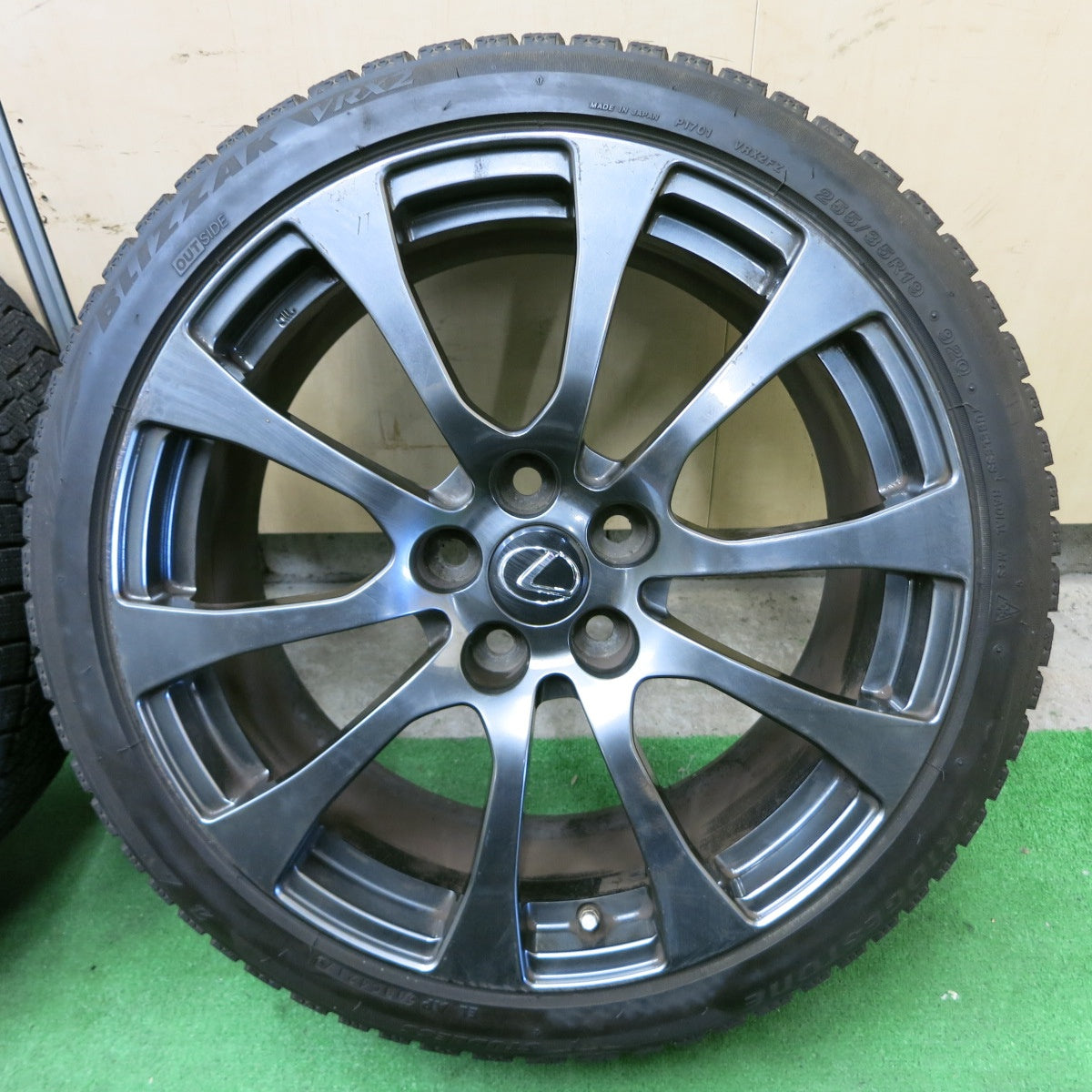 *送料無料* センサー付！バリ溝！9分★レクサス RC-F 純正 BBS 255/35R19 275/35R19 スタッドレス ブリヂストン ブリザック VRX2 19インチ PCD114.3/5H★4082101ナス