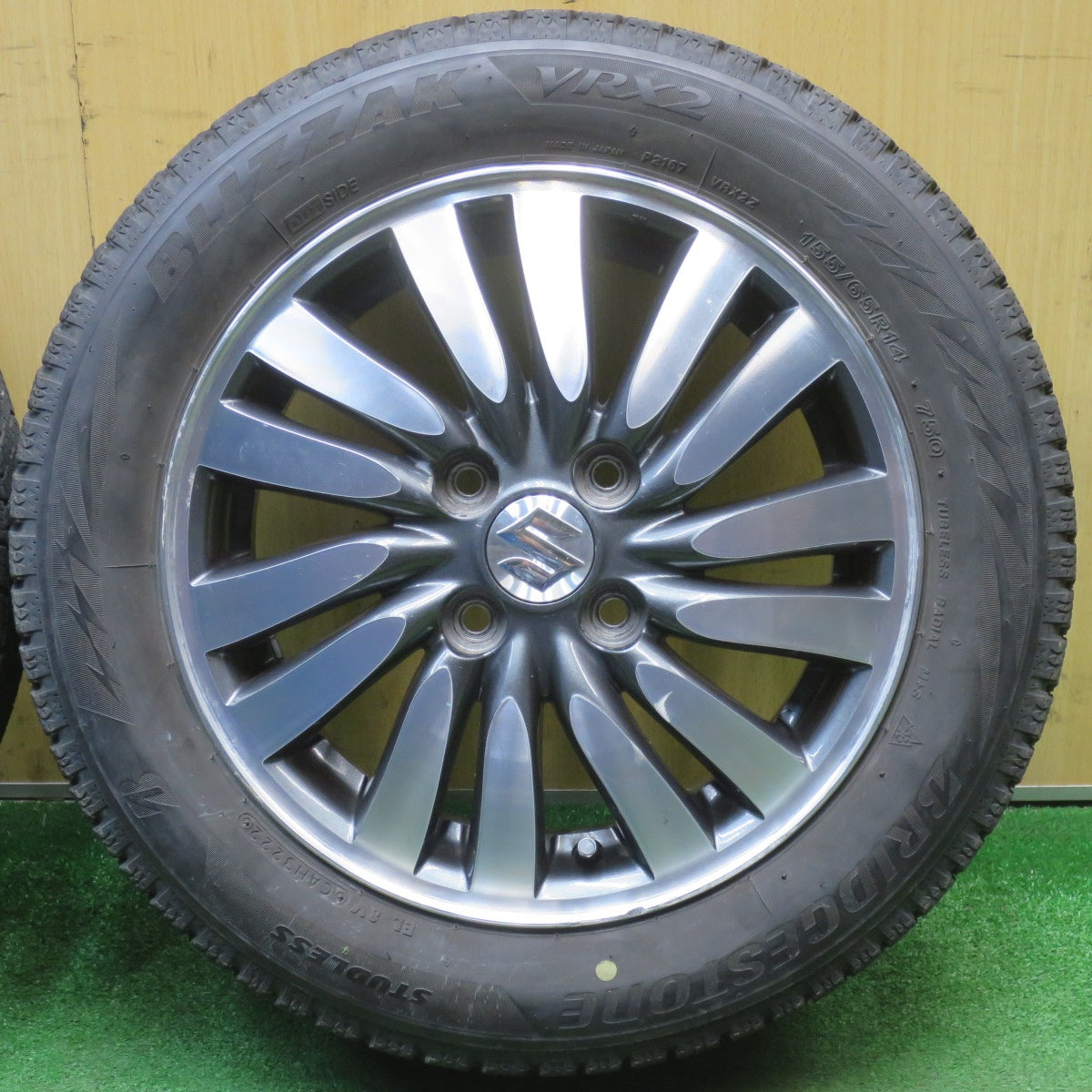 4本価格！22年★スズキ ソリオ 純正 155/65R14 スタッドレス ブリヂストン ブリザック VRX2 14インチ PCD100/4H★6041303NJス