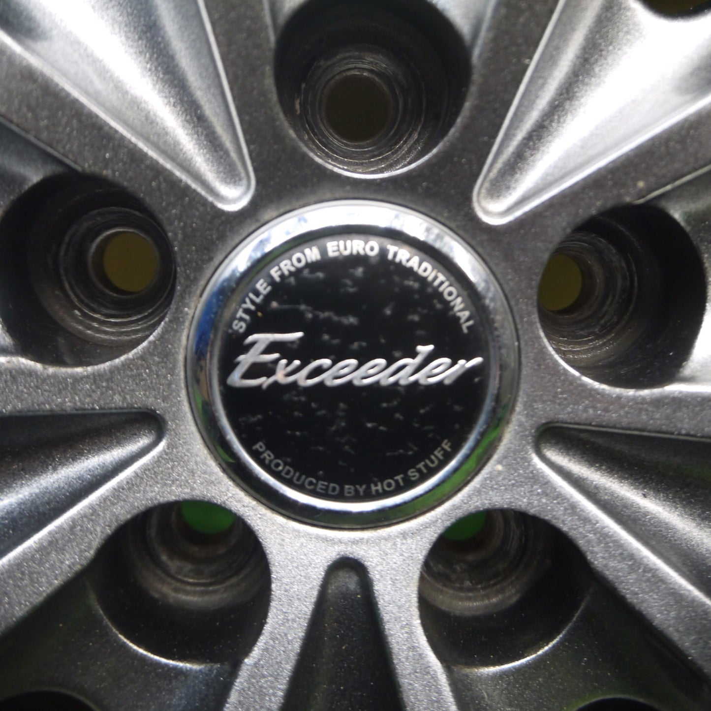 [送料無料] バリ溝！22年！キレイ！9.5分以上★シエンタ 等 185/65R15 スタッドレス ナンカン アイスアクティバ AW-1 Exceeder エクシーダー 15インチ PCD100/5H★5012704Hス