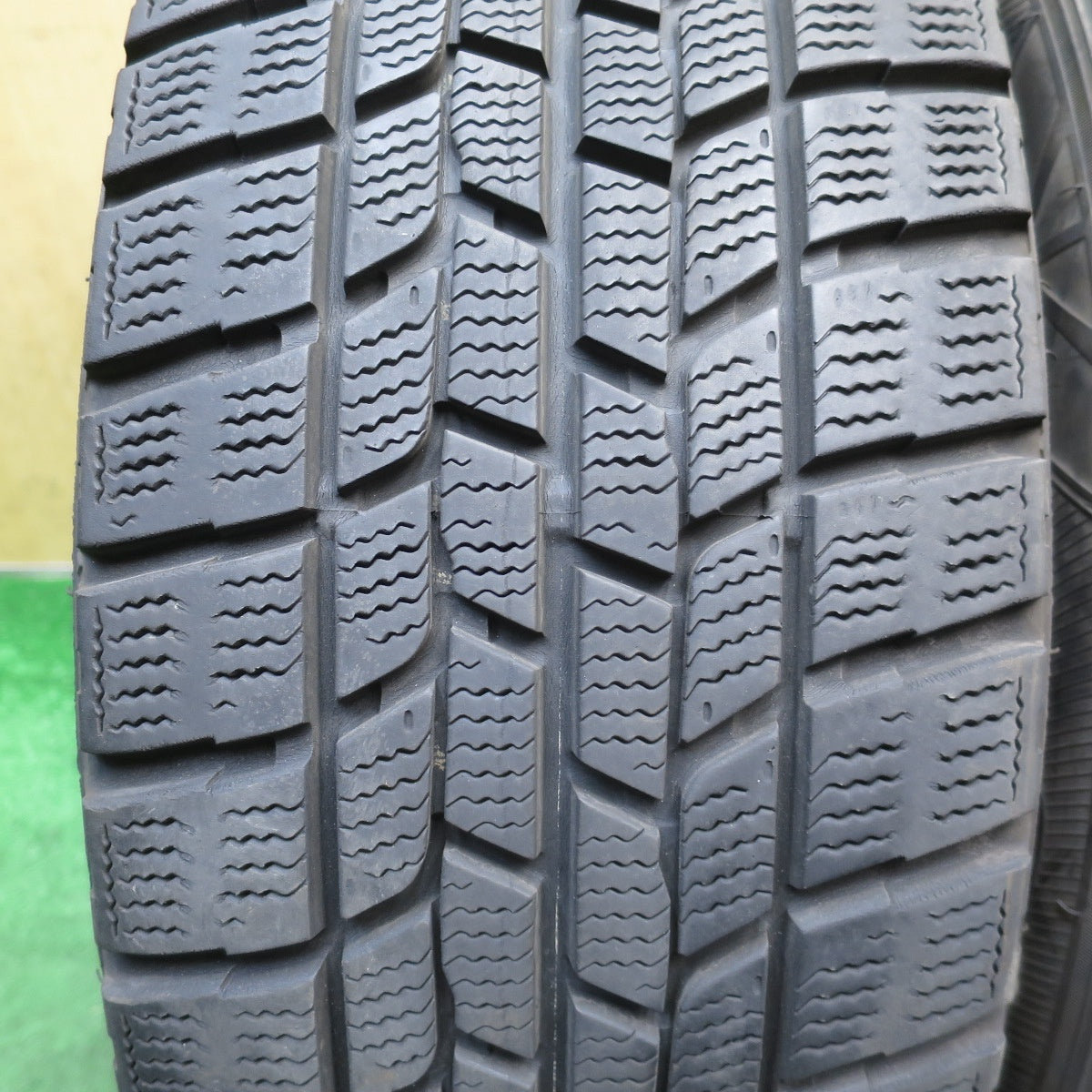 バリ溝！キレイ！9分◎スタッドレス 205/60R16 グッドイヤー アイスナビ6 GMach 社外 アルミ 16インチ PCD114.3/5H◎6101201NJス
