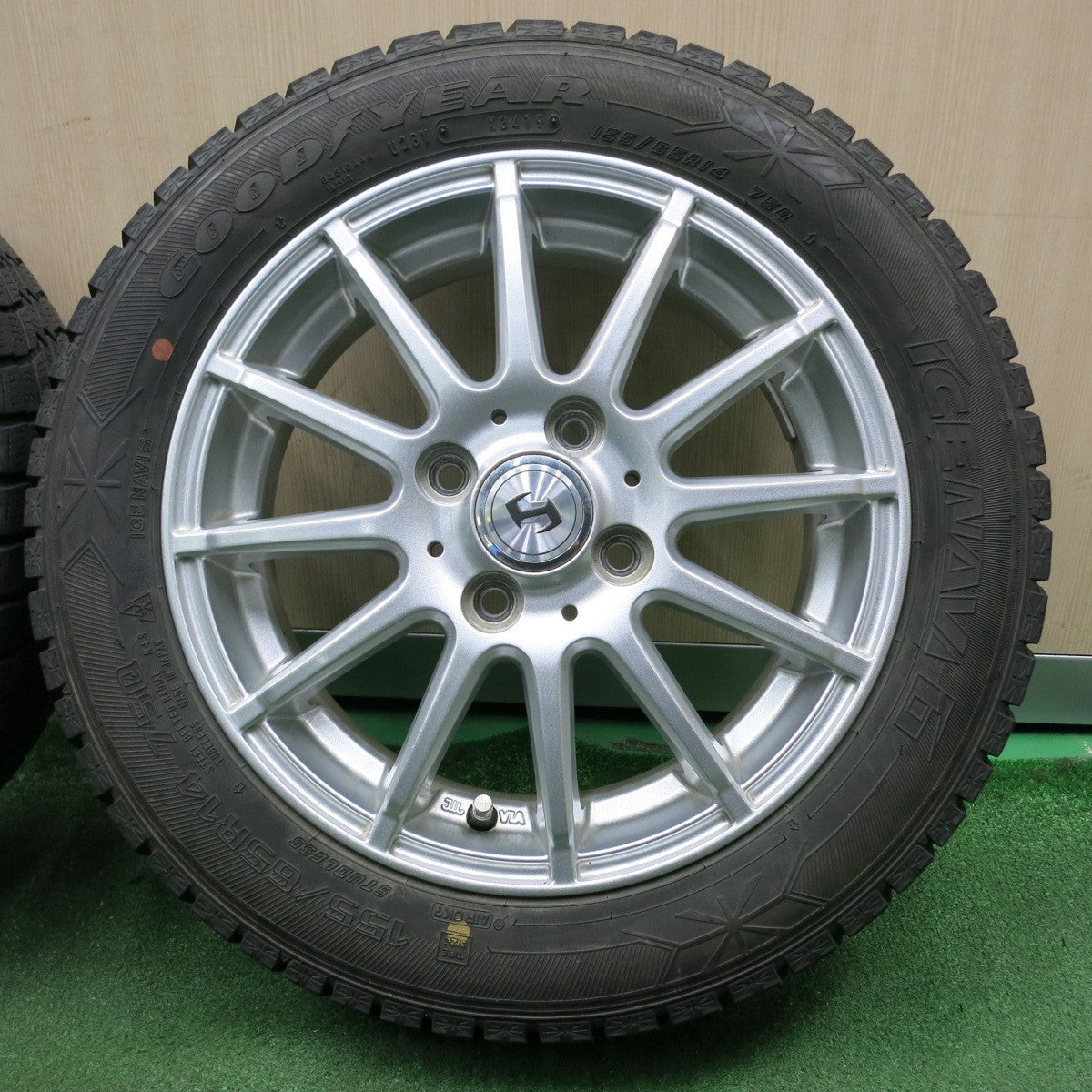 *送料無料* 4本価格★スタッドレス 155/65R14 グッドイヤー アイスナビ6 weds ウェッズ 14インチ PCD100/4H★4062902NJス