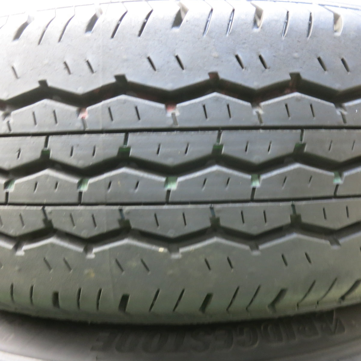 新車外し！21年★トヨタ 200系 ハイエース 純正 スチール 195/80R15 107/105N ブリヂストン エコピア RD613 15インチ PCD139.7/6H★5100404SKノ