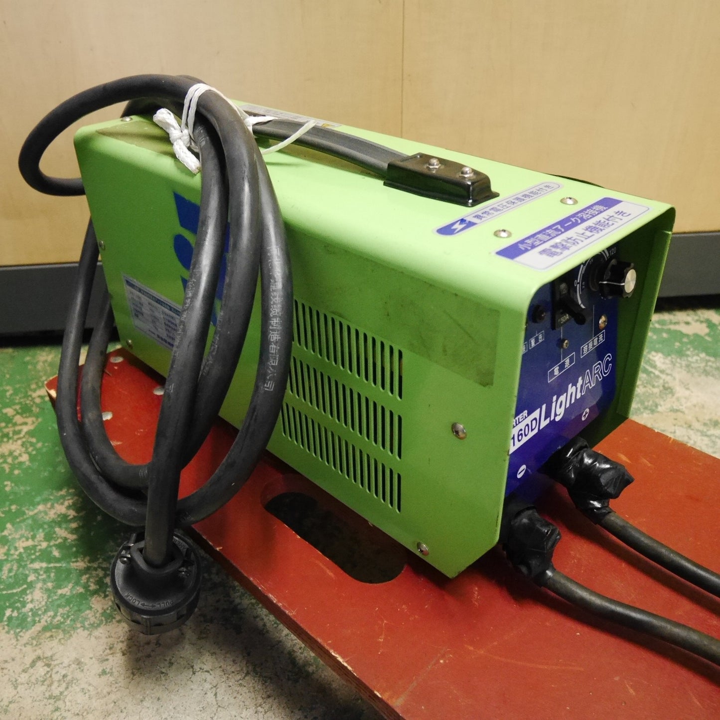 [送料無料] ☆イクラ 手溶接 用 直流 アーク 溶接 機 IS-L160D 単相 200V 育良精機☆