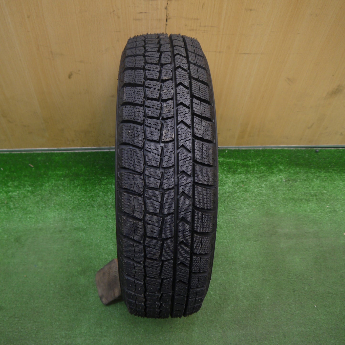 未使用！22年！1本★スタッドレス 165/65R14 ダンロップ ウインターマックス WM02 タイヤ 14インチ ソリオ ハスラー デリカ D:2 タンク ルーミー 等★6022406Hス