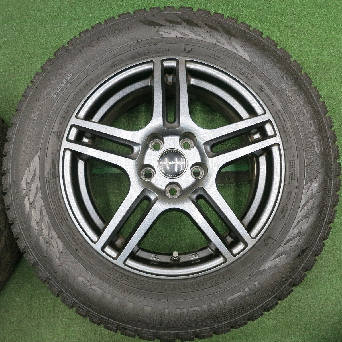 バリ溝！21年！9.5分★スタッドレス 205/65R15 ノキアン ハッカペリッタ R3 Eurodesign ユーロデザイン PCD100/5H★4040309NJス