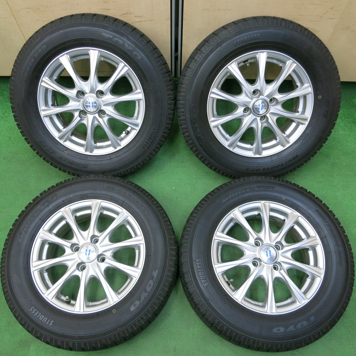 *送料無料* バリ溝！キレイ！9.5分★スタッドレス 185/70R14 トーヨー ガリット G5 NEXTA ネクスタ 14インチ PCD100/4H★4052402イス