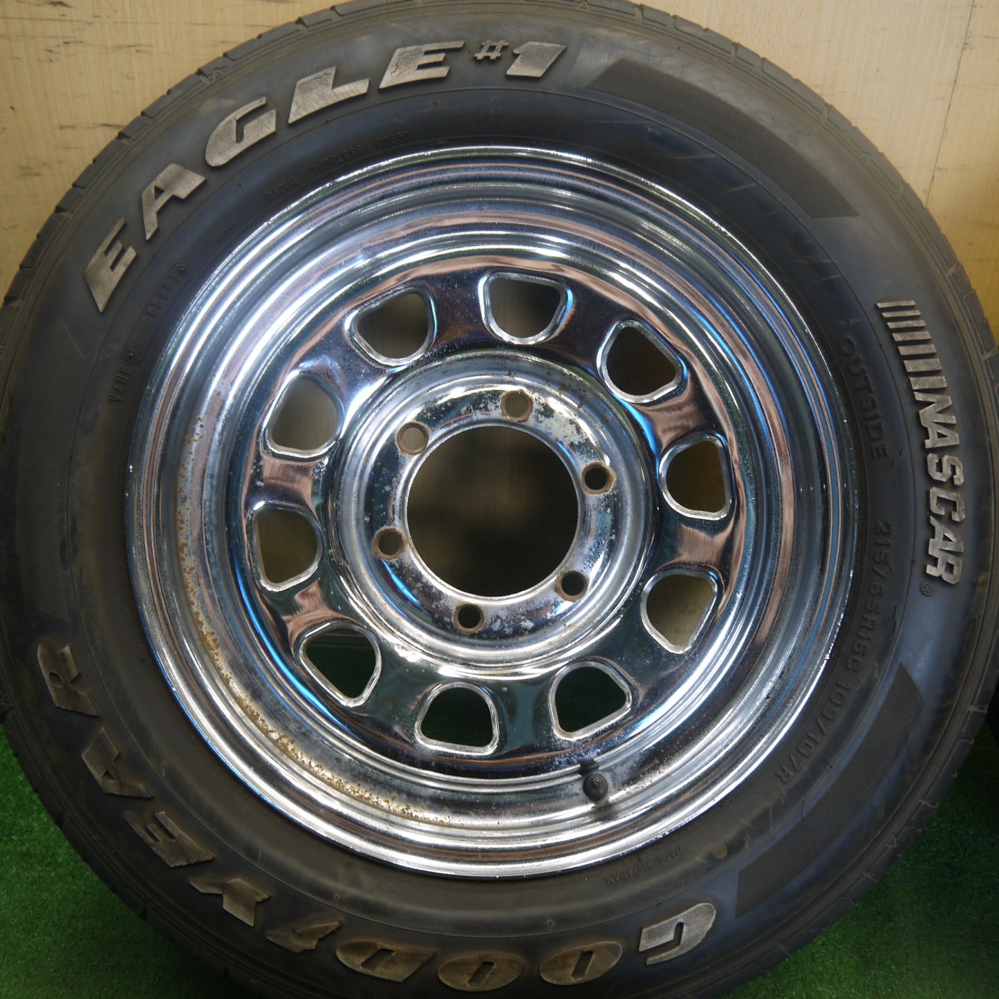 バリ溝！9.5分◎215/65R16 109/107R グッドイヤー イーグル #1 ナスカー DAYTONA デイトナ スチール 16インチ PCD139.7/6H◎6061501Hノ