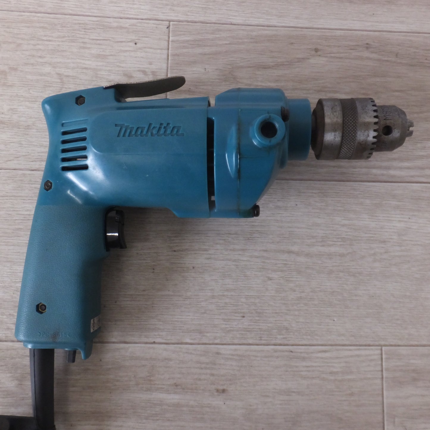 [送料無料] 現状品★マキタ makita 13mm ドリル DP4700　100V 510W 50-60Hz★