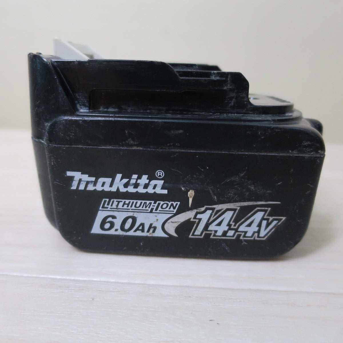 [送料無料] ☆マキタ 充電式 インパクトドライバ TD138D ケース付き 電動 工具 makita☆