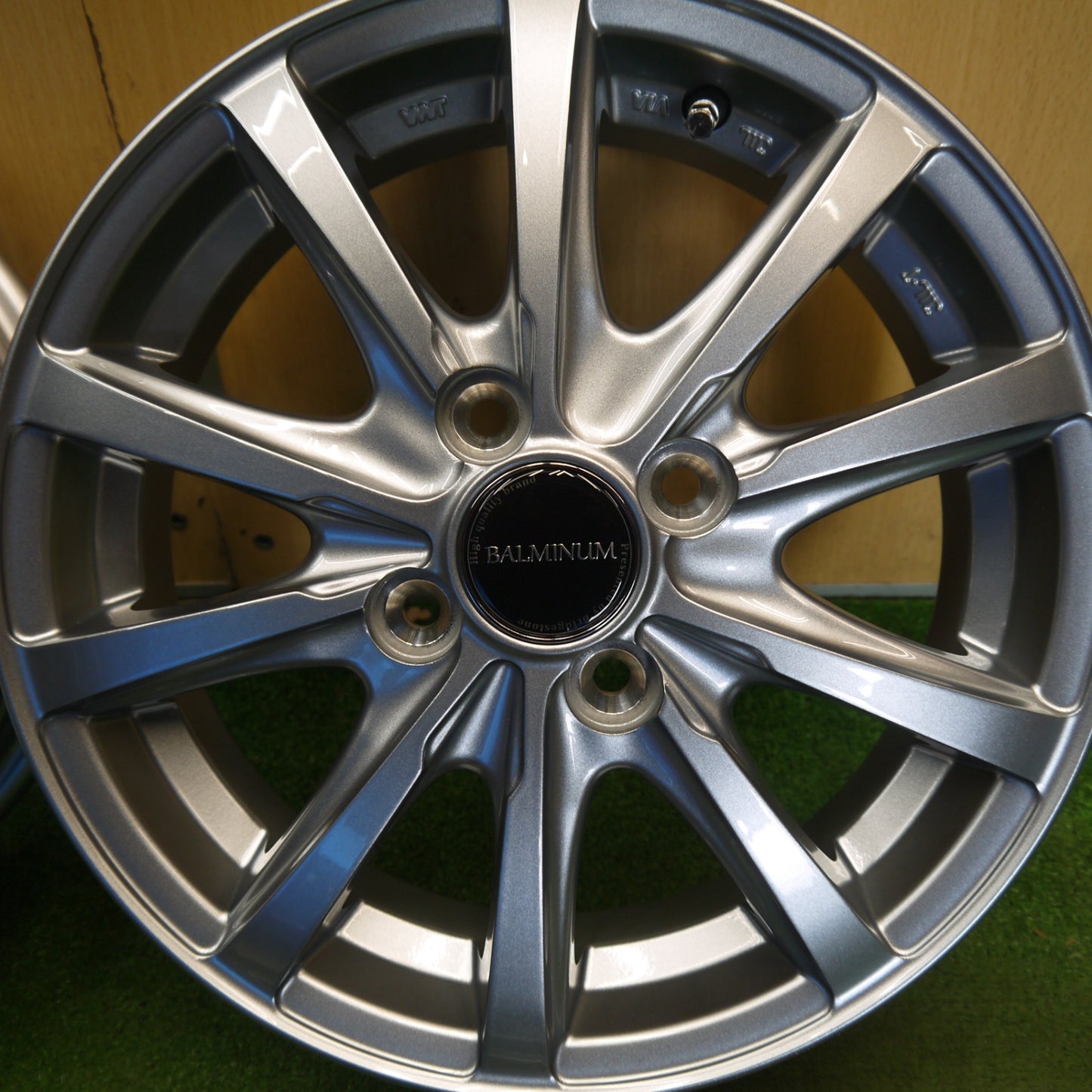 未使用★BALMINUM LS10 バルミナ 14インチ ホイール 14×4.5J PCD100/4H★6042203Hホ