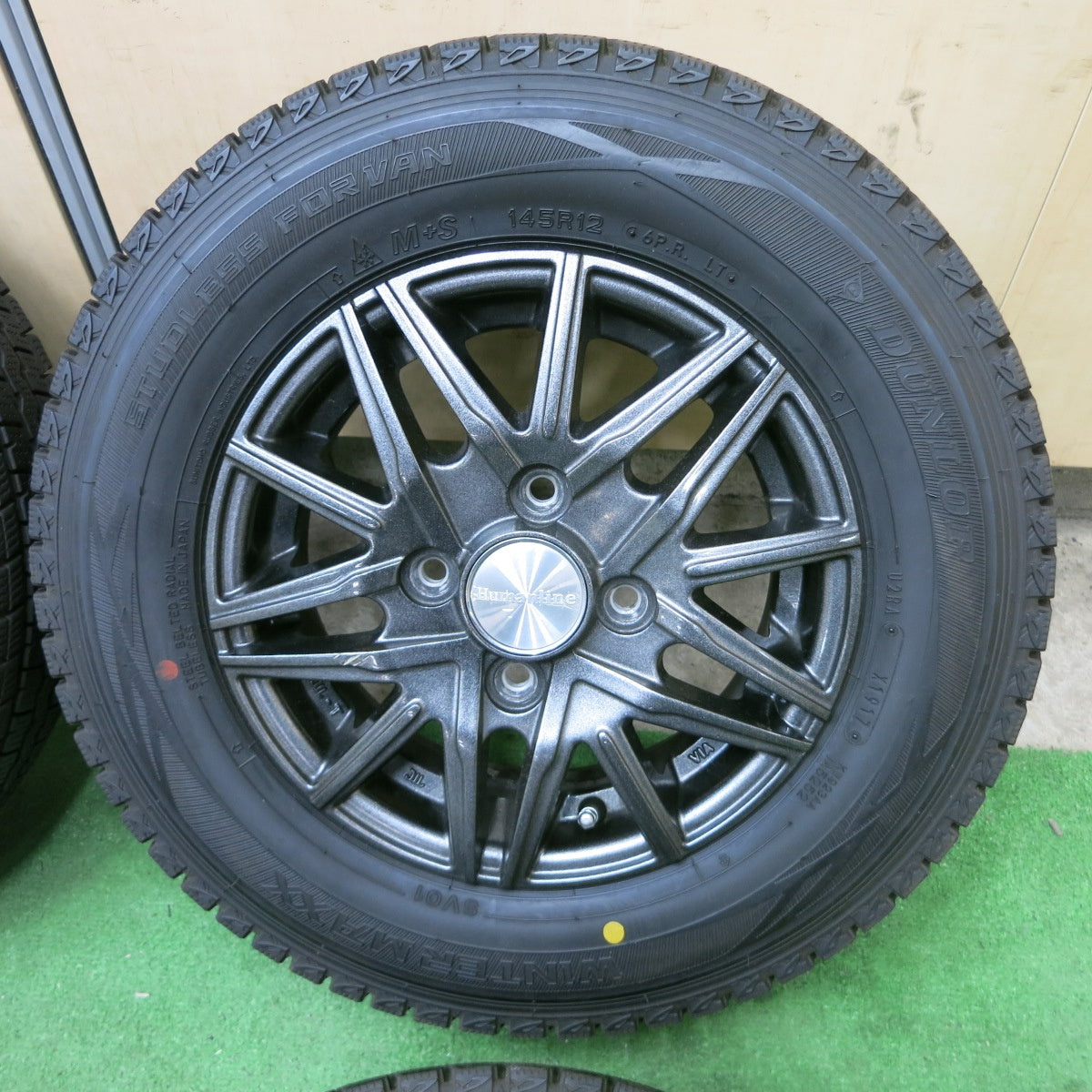 バリ溝！9.5分★スタッドレス 145R12 6PR ダンロップ ウインターマックス SV01 Humanline ヒューマンライン 12インチ PCD100/4H★5042204ナス