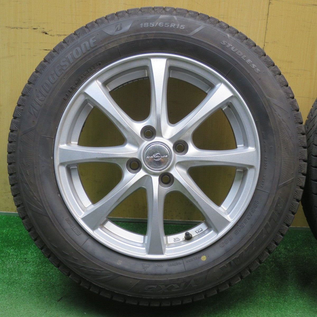 バリ溝！24年！8.5分★スタッドレス 185/65R15 ブリヂストン ブリザック VRX3 ENERGY LINE エナジーライン 15インチ PCD100/4H★6021002NJス