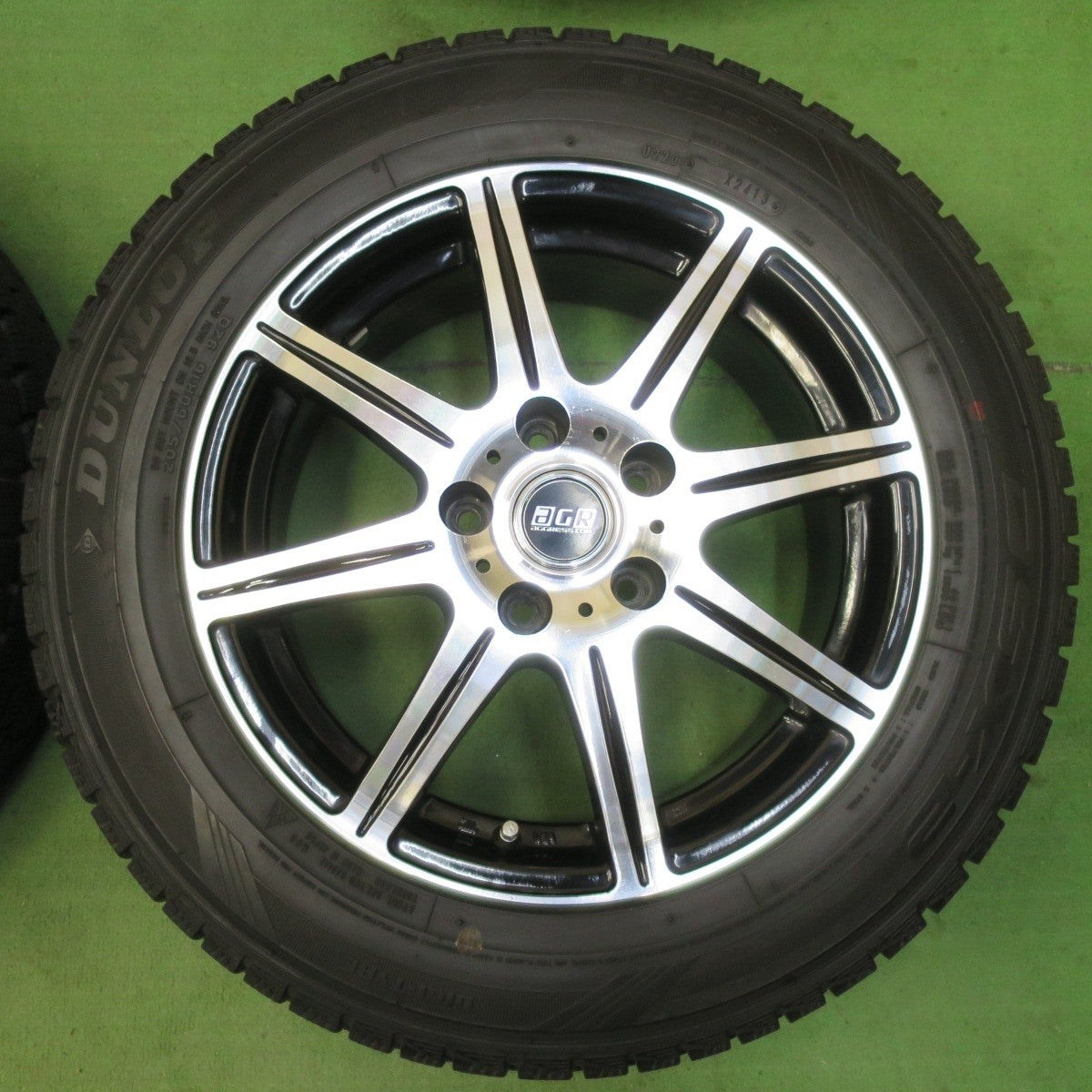バリ溝！9.5分★スタッドレス 205/60R16 ダンロップ DSX-2 AGR aggression 16インチ PCD114.3/5H★5032407イス
