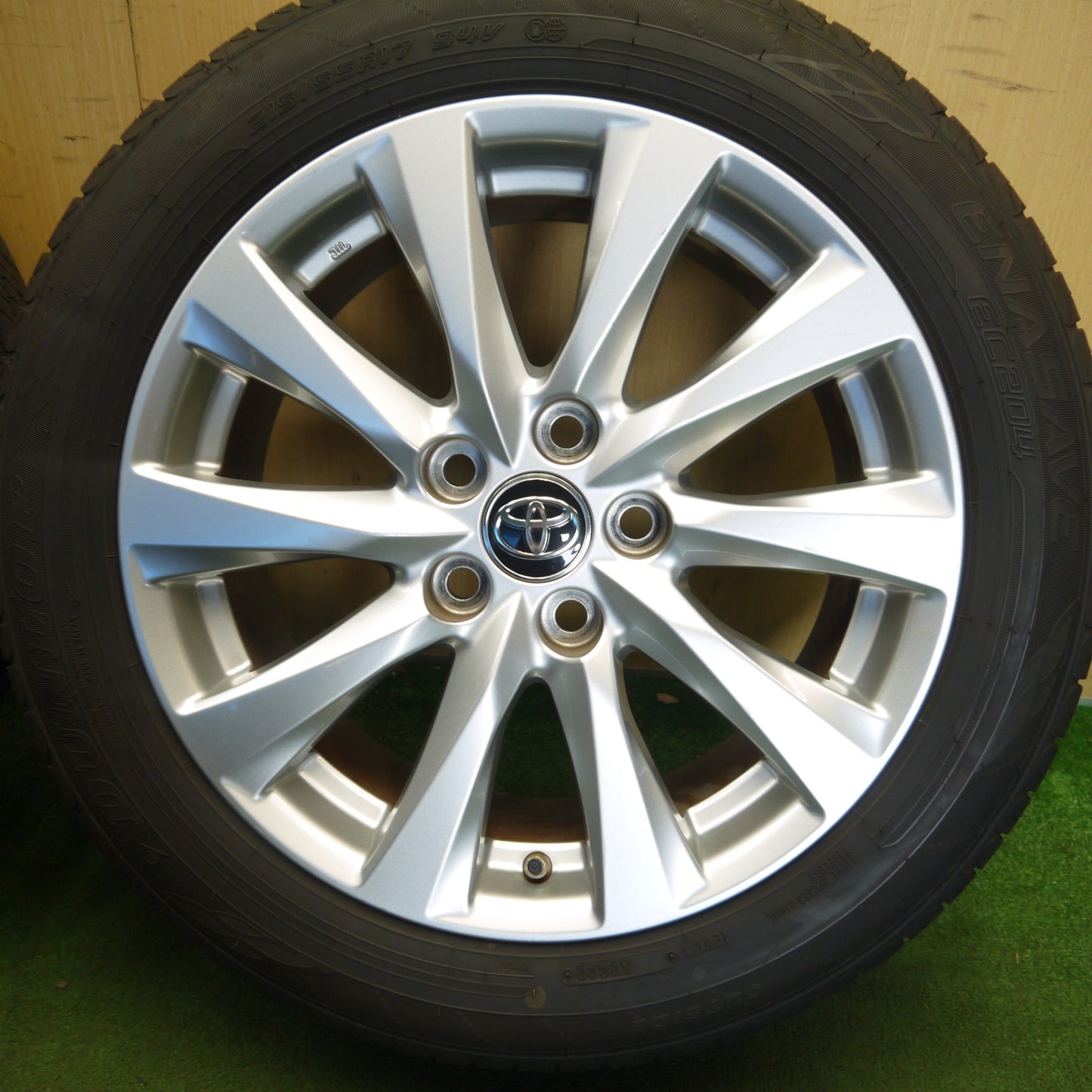 バリ溝！23年！キレイ！9.5分◎トヨタ 70系 カムリ 純正 215/55R17 ダンロップ エナセーブ EC204 17インチ PCD114.3/5H◎6061604Hノ