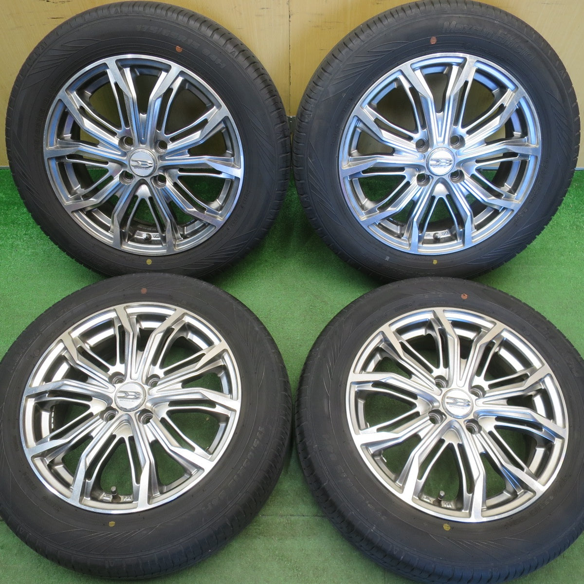 バリ溝！23年！9.5分★175/65R15 オートバックス Maxrun Efficia BROCKEN DS25 ブロッケン 15インチ PCD100/4H★6051012NJノ