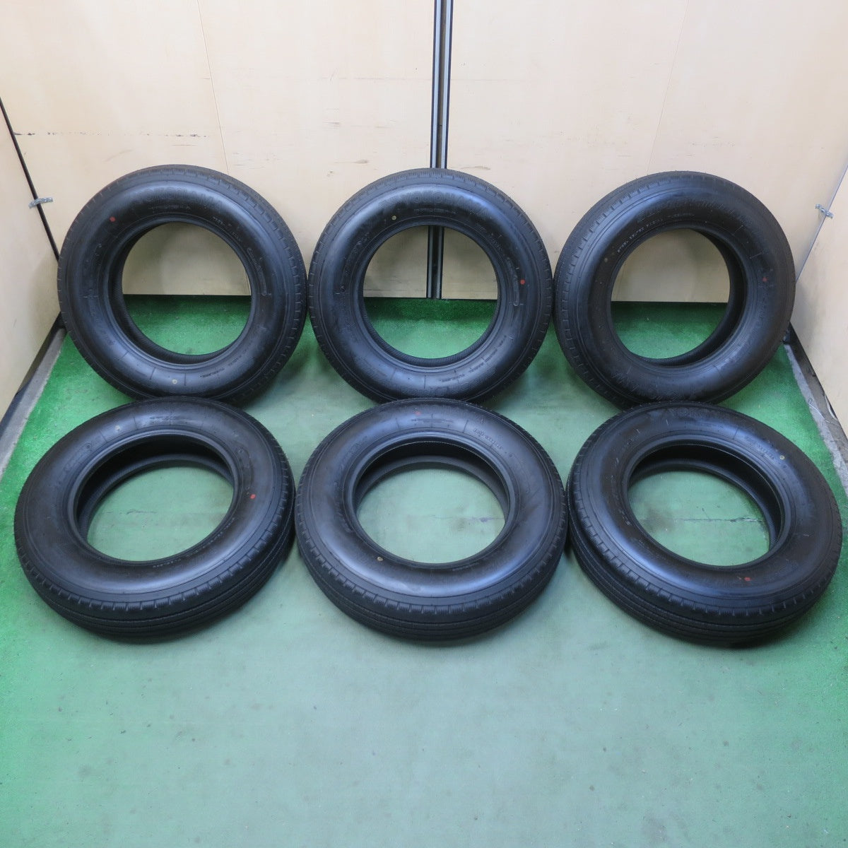 新車外し！24年！6本★トラック タイヤ 205/75R16 113/111N ヨコハマ SUPER STEEL RY108B 16インチ★6062602イノタ