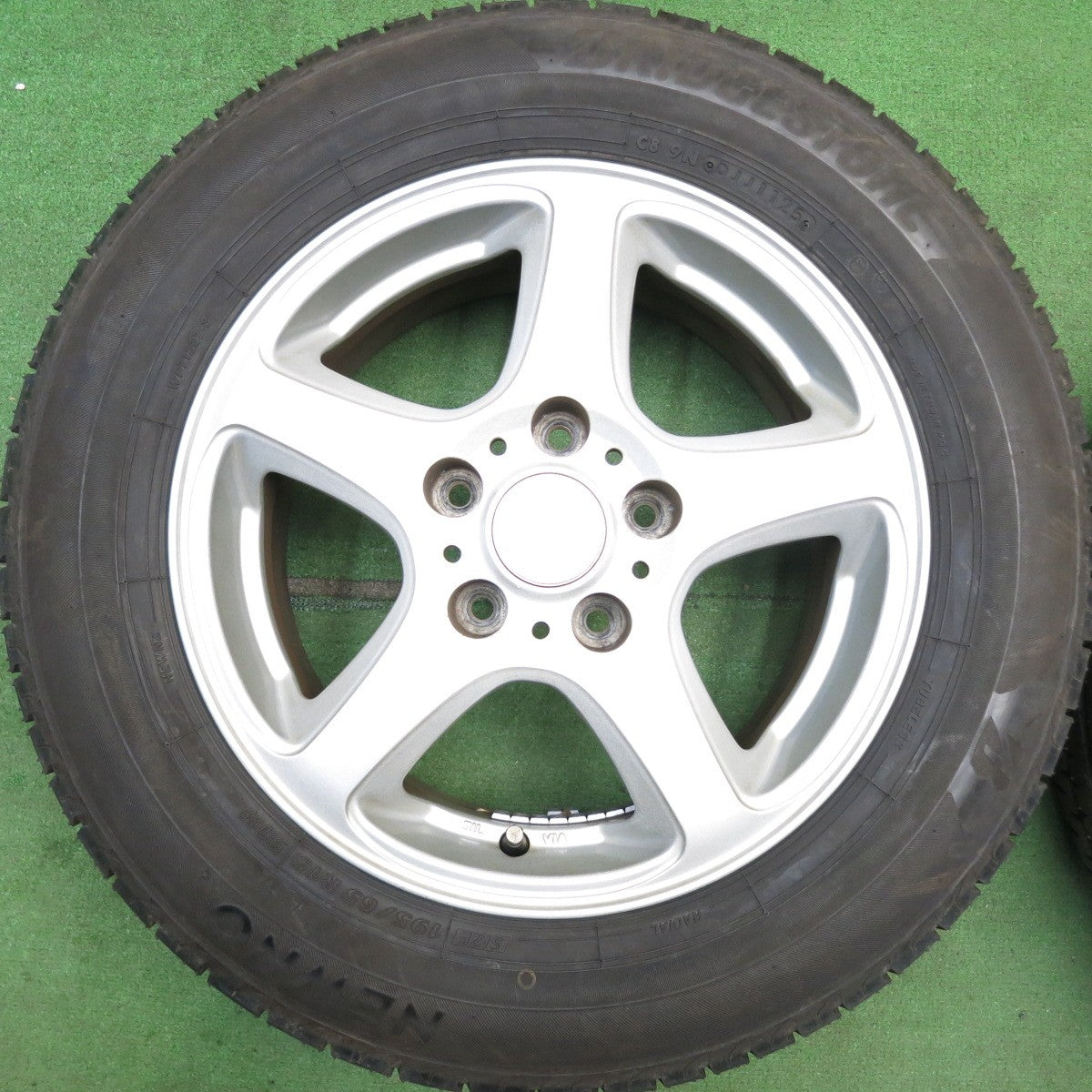 ほぼ未使用！25年★195/65R15 ブリヂストン NEWNO SIBILLA GX シビラ 15インチ PCD114.3/5H★6050204HAノ