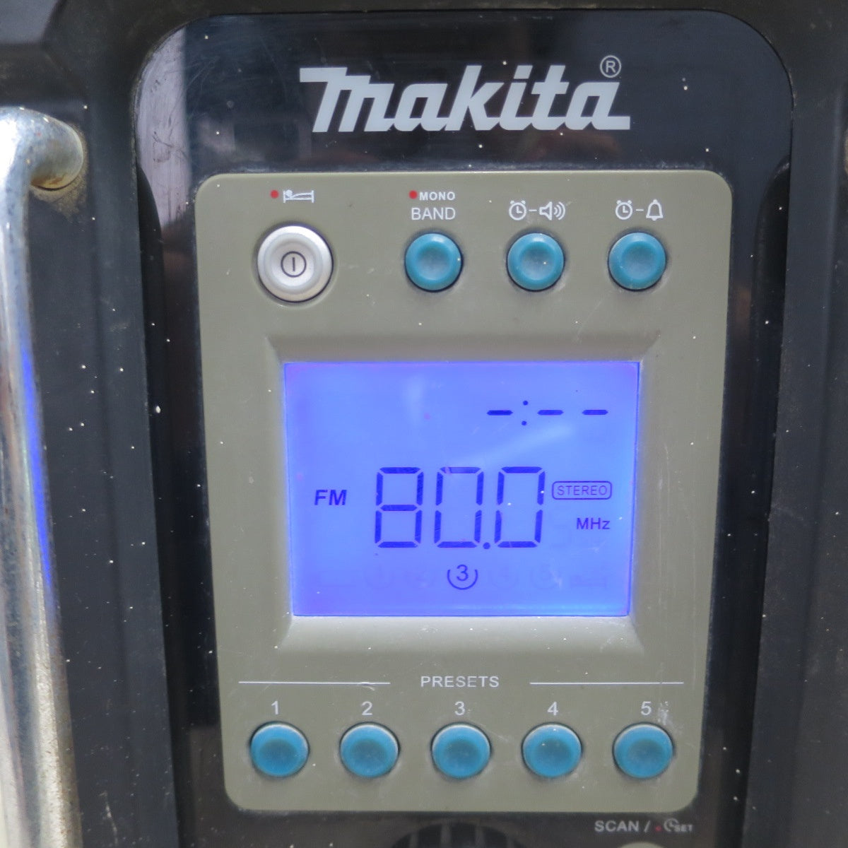 [送料無料] 2点セット☆マキタ 充電式 ラジオ MR100 現場 ラジオ 電動 工具☆