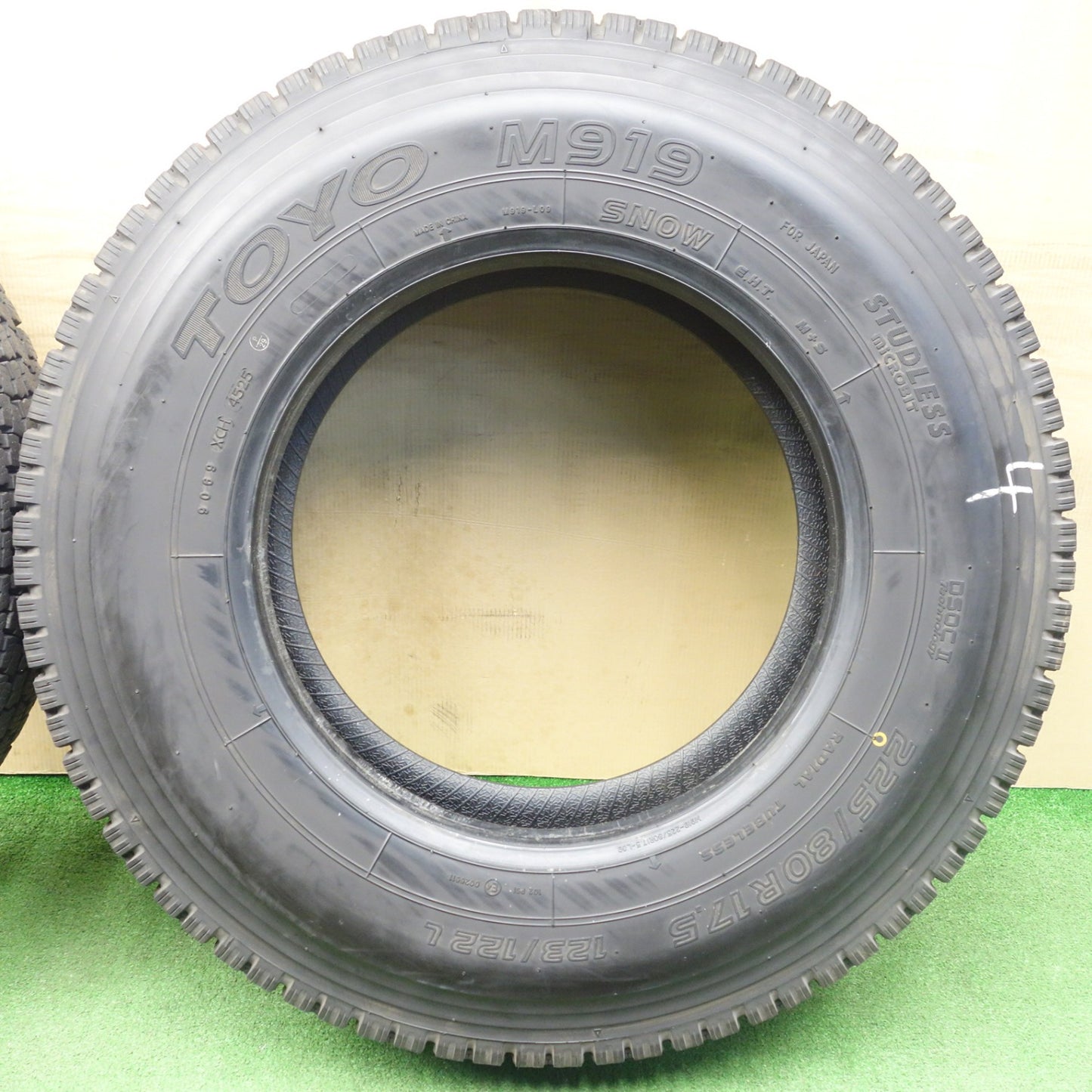バリ溝！25年！9.5分★トラック タイヤ 225/80R17.5 123/122L スタッドレス トーヨー M919 17.5インチ★6022005KTスタ