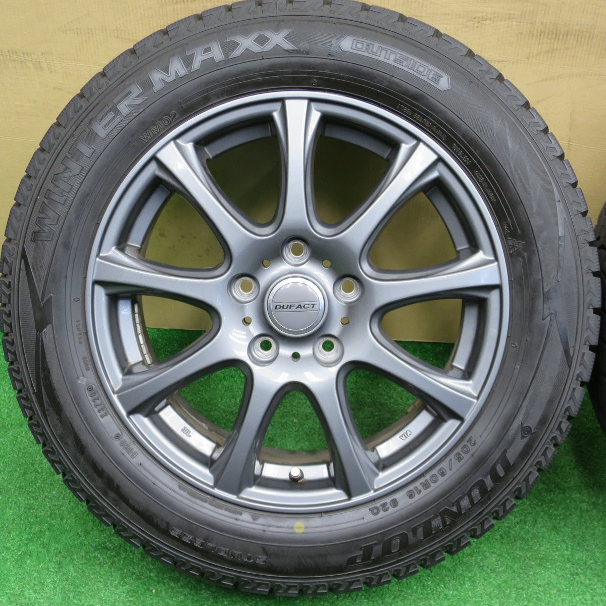 バリ溝！キレイ！9.5分★スタッドレス 205/60R16 ダンロップ ウインターマックス WM02 DUFACT デュファクト 16インチ PCD114.3/5H★5121304NKス