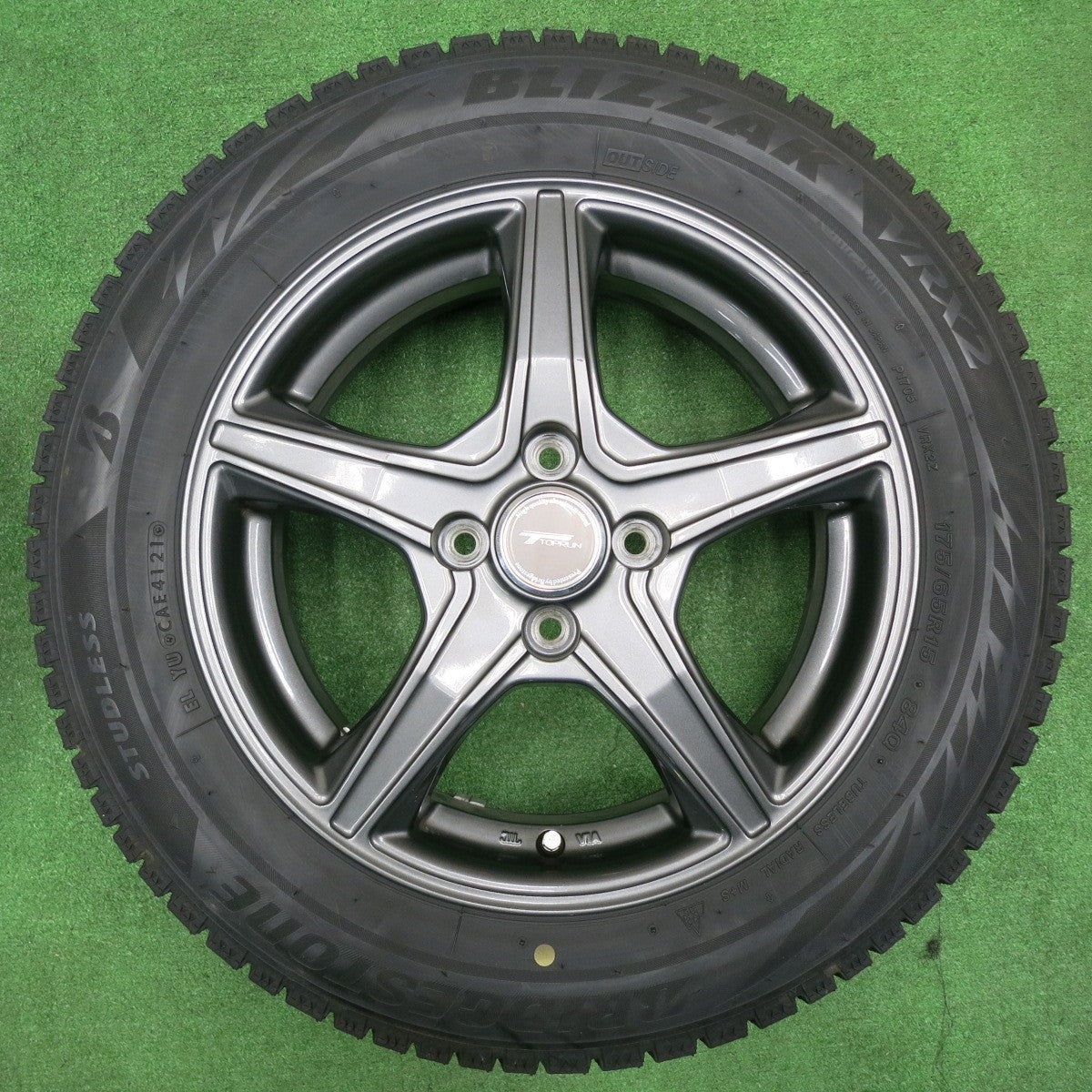 [送料無料] バリ溝！21年！キレイ！9.5分★スタッドレス 175/65R15 ブリヂストン ブリザック VRX2 TOPRUN トップラン 15インチ PCD100/4H★4110906NJス