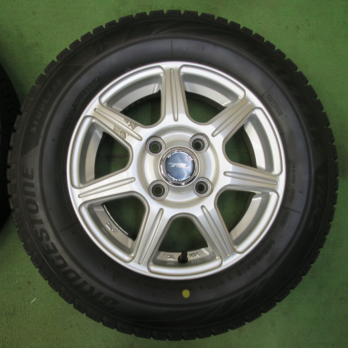キレイ！22年★スタッドレス 145/80R13 ブリヂストン ブリザック VRX2 TOPRUN トップラン 13インチ PCD100/4H★5093014イス