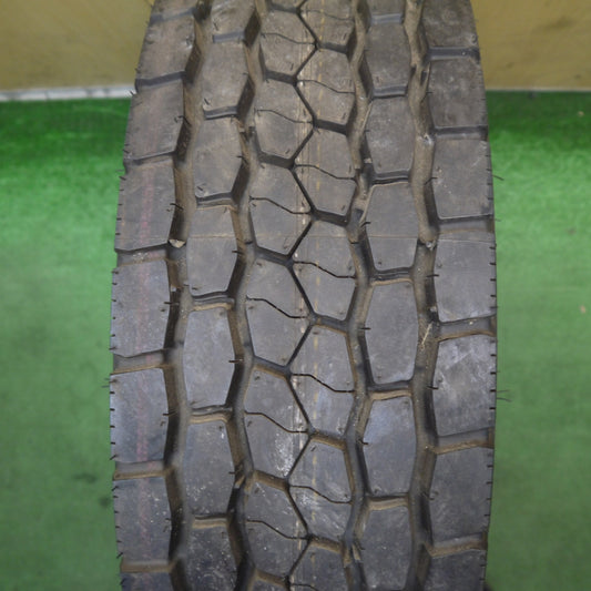 ほぼ未使用！新車外し！1本★トラック タイヤ 215/70R17.5 123/121J ブリヂストン M800 ミックス オールシーズン 17.5インチ★6070804KKスタ